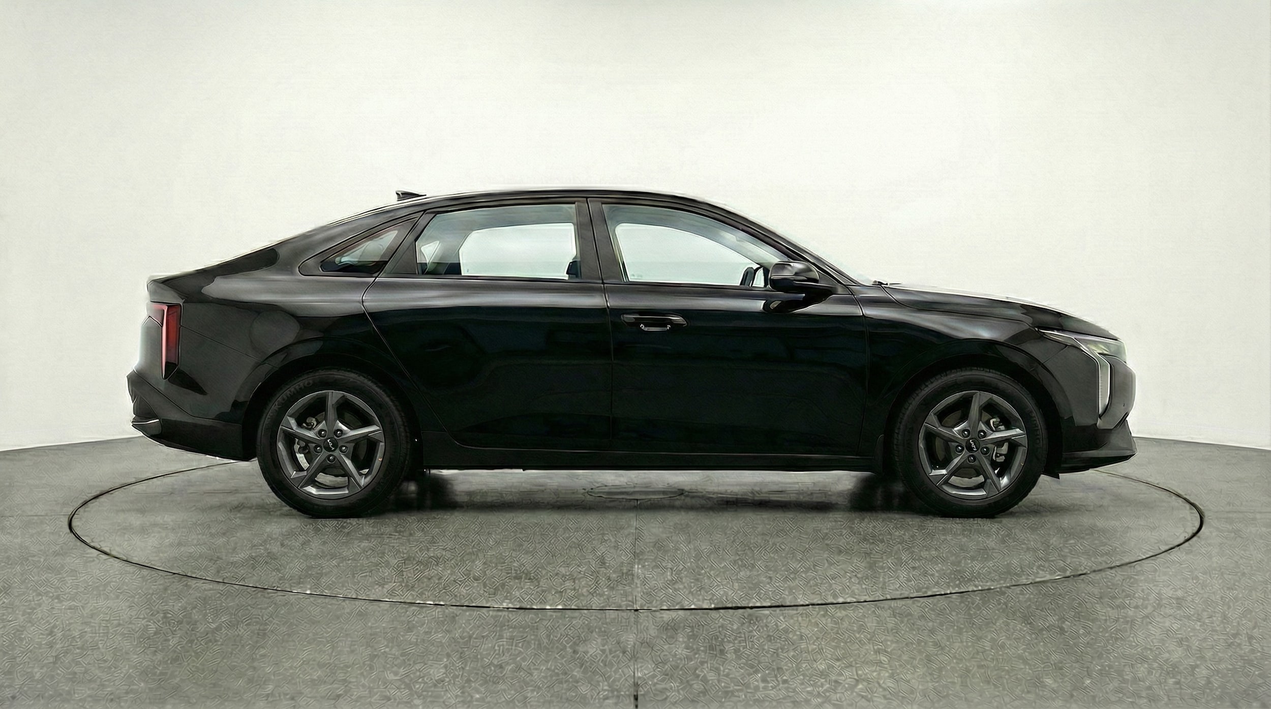Thumbnail: 2025 Kia K4 - 8