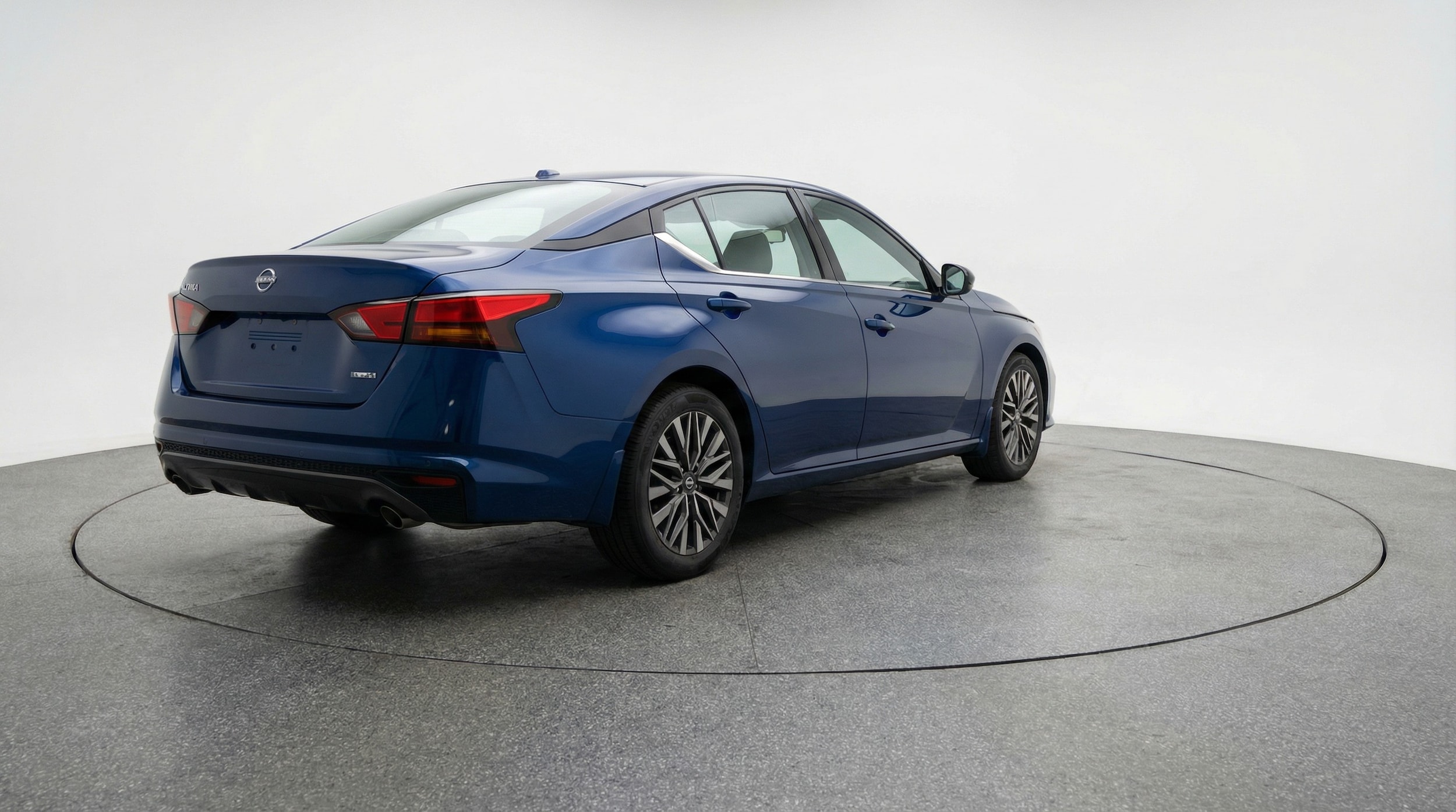 Thumbnail: 2025 Nissan Altima - 7