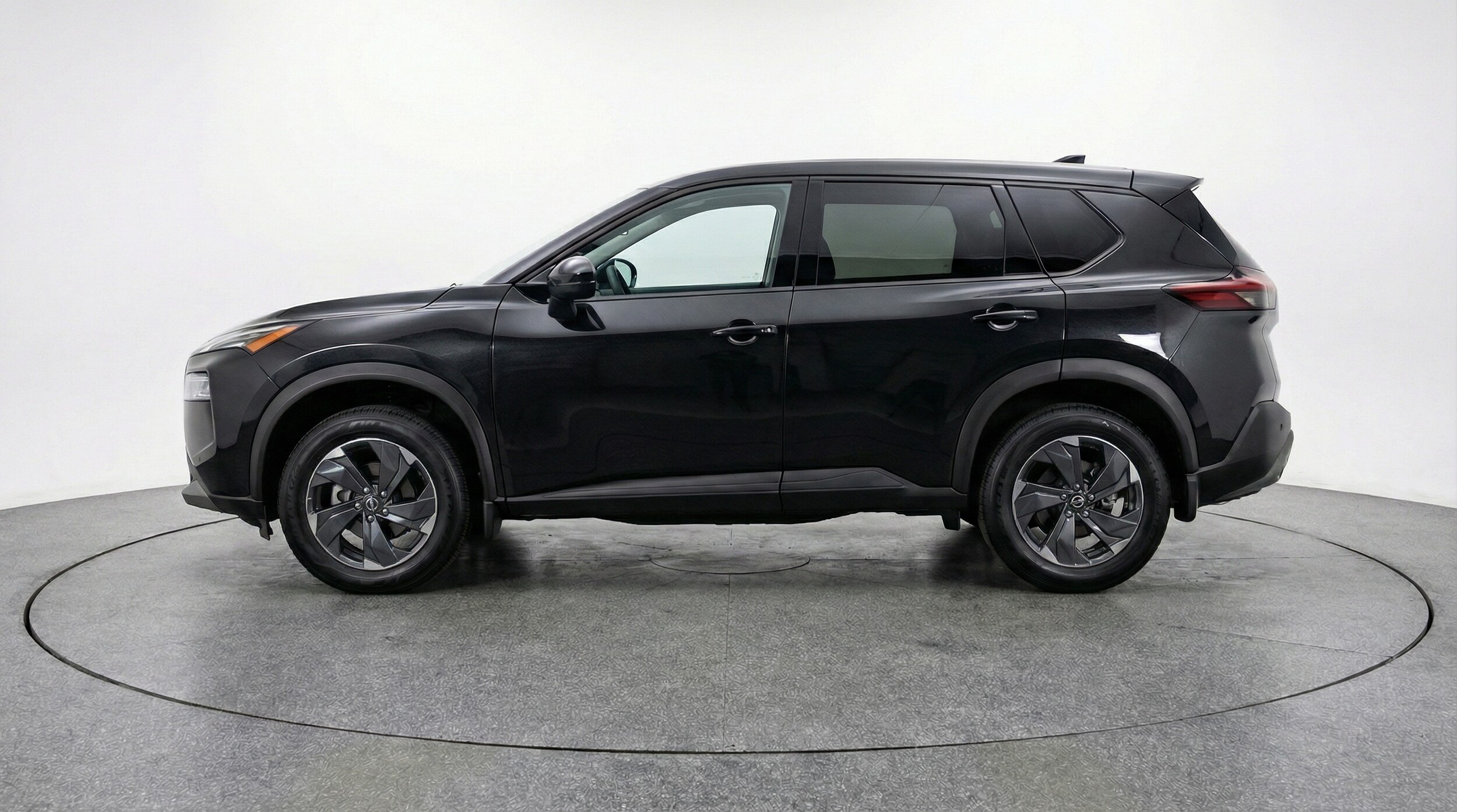 Thumbnail: 2025 Nissan Rogue - 4