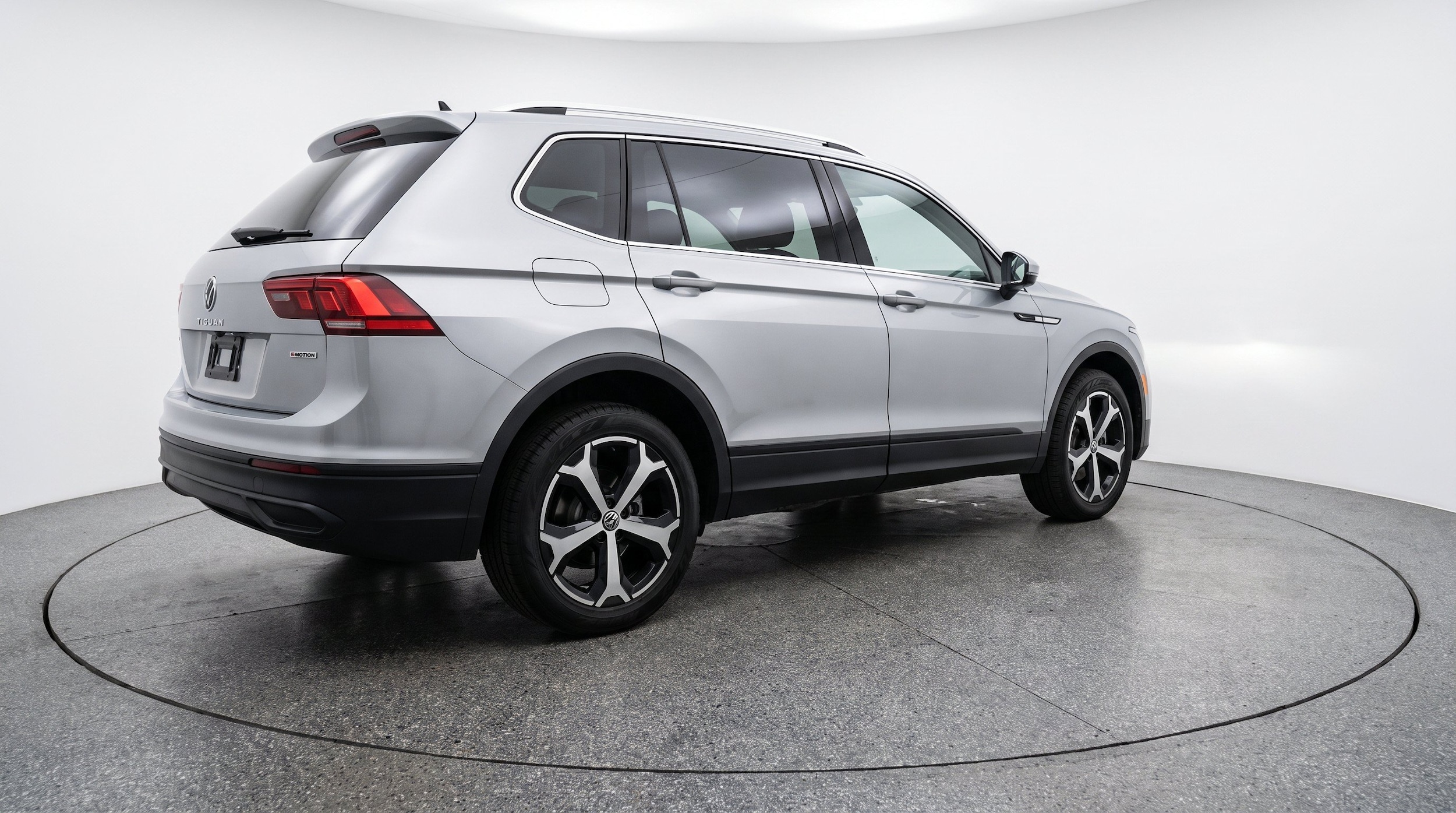Thumbnail: 2026 Volkswagen Tiguan - 9