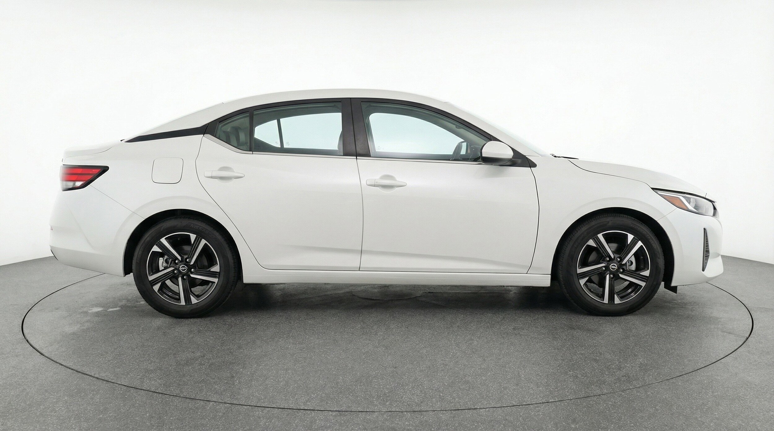Thumbnail: 2025 Nissan Sentra - 11