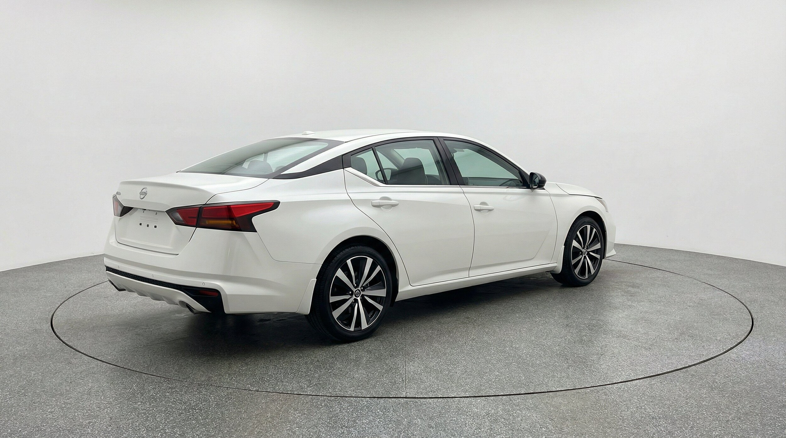 Thumbnail: 2025 Nissan Altima - 9