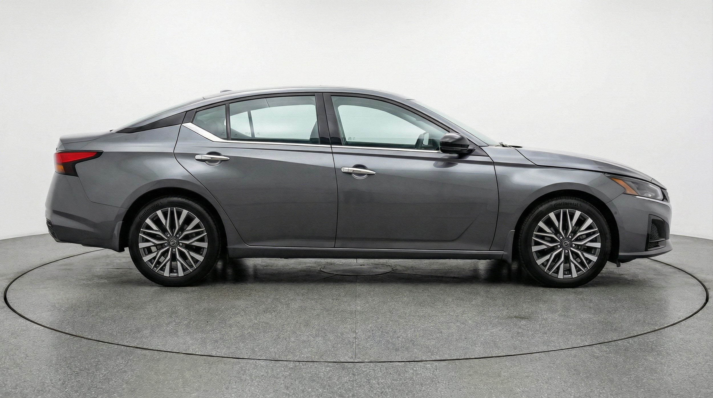 Thumbnail: 2025 Nissan Altima - 8