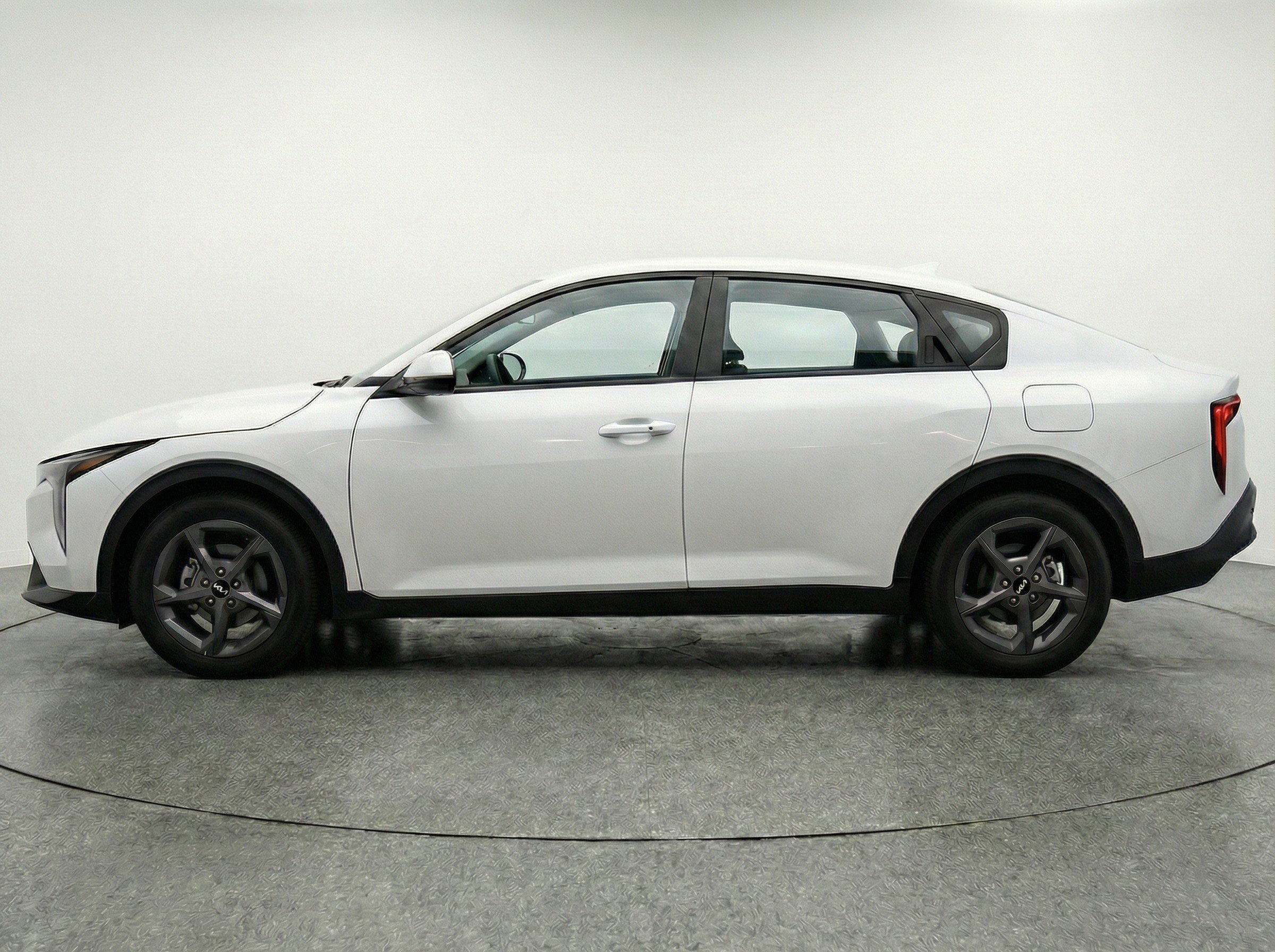 Thumbnail: 2025 Kia K4 - 5
