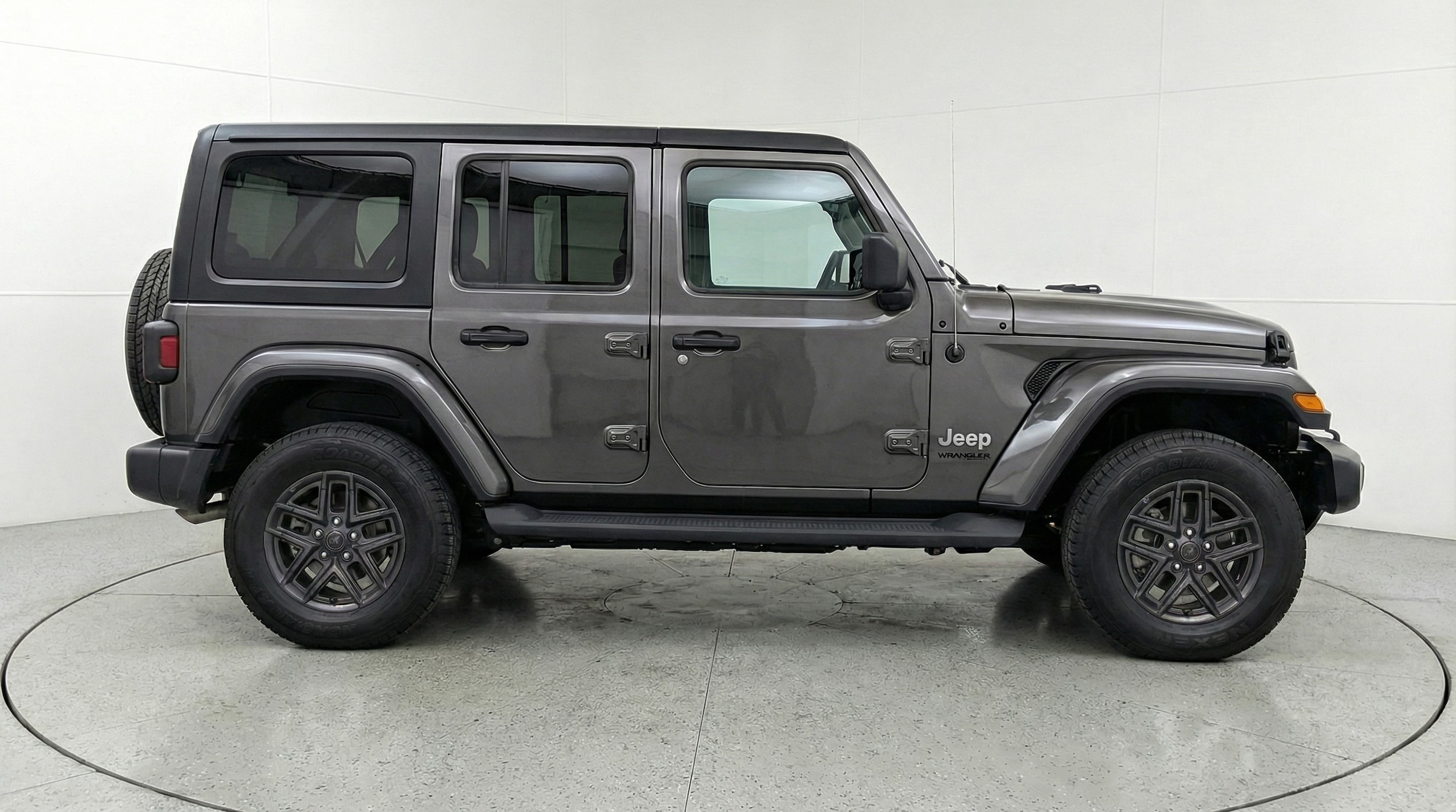 Thumbnail: 2025 Jeep Wrangler - 8
