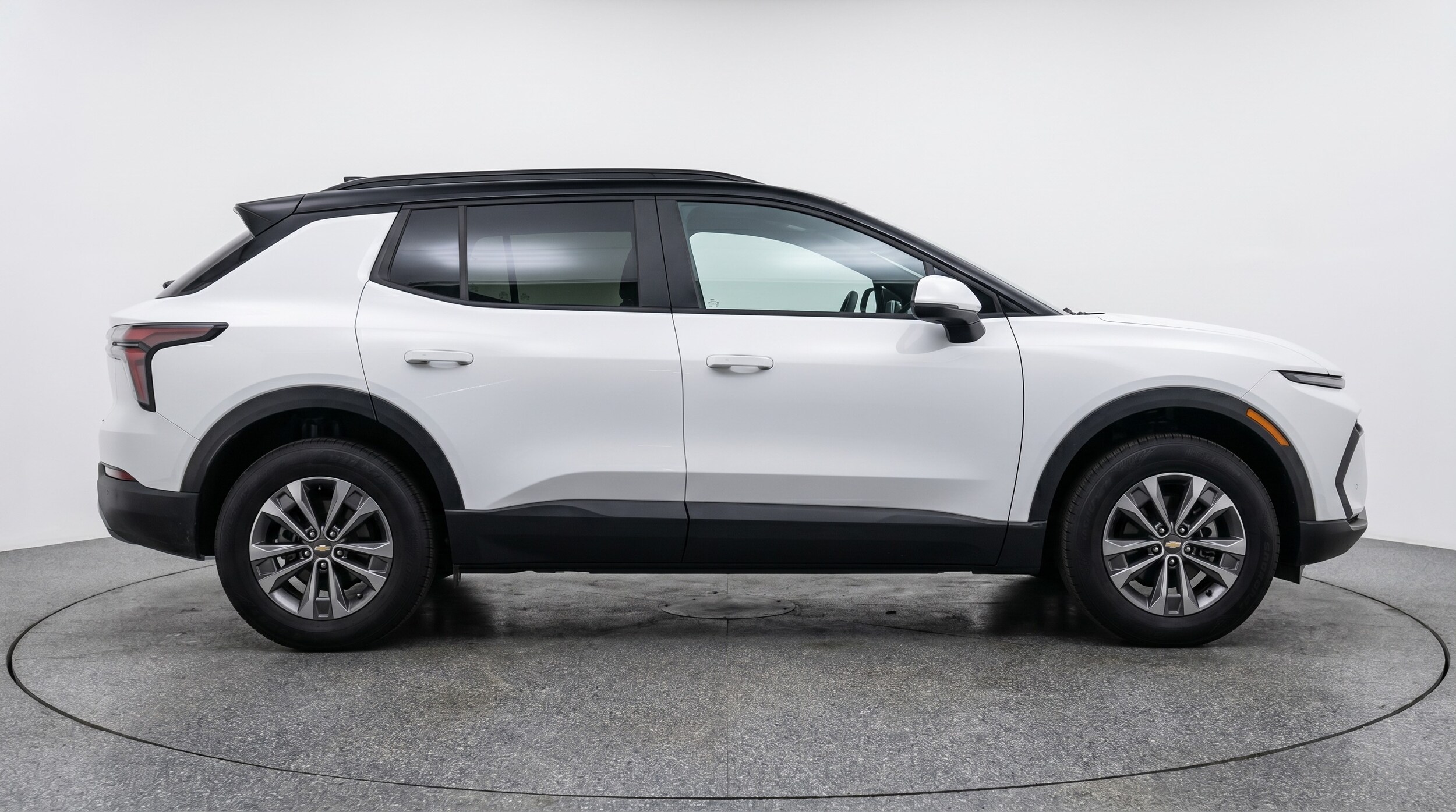 Thumbnail: 2025 Chevrolet Equinox - 8