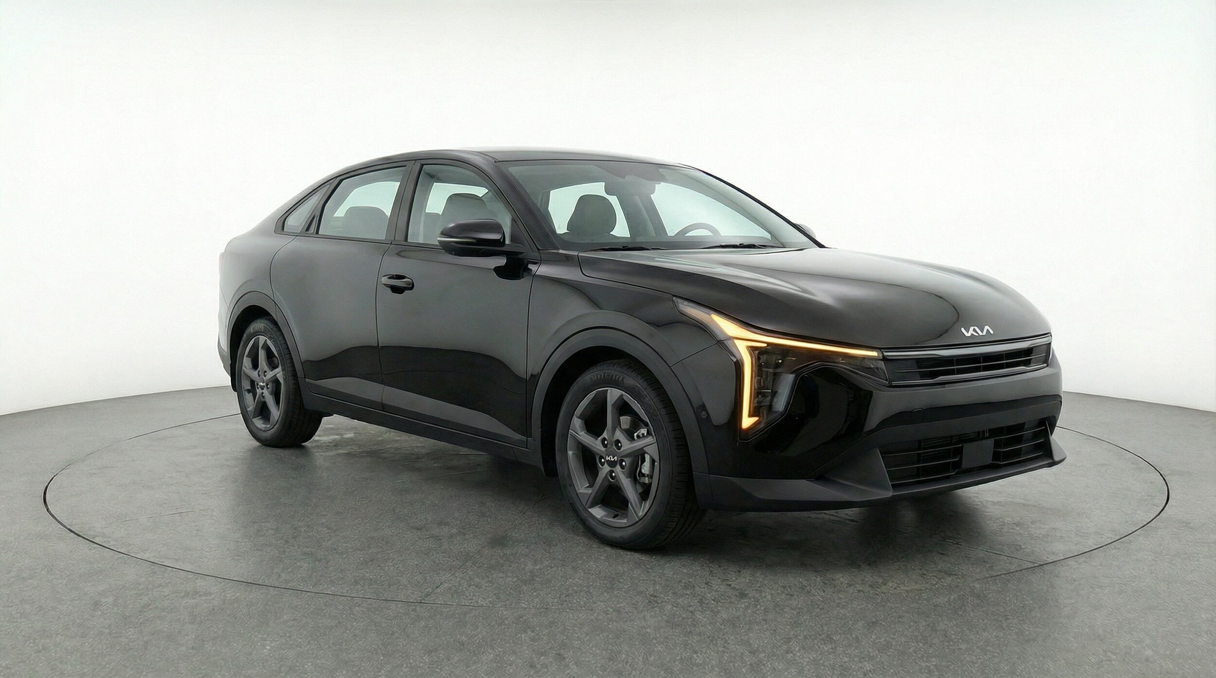 Thumbnail: 2025 Kia K4 - 1