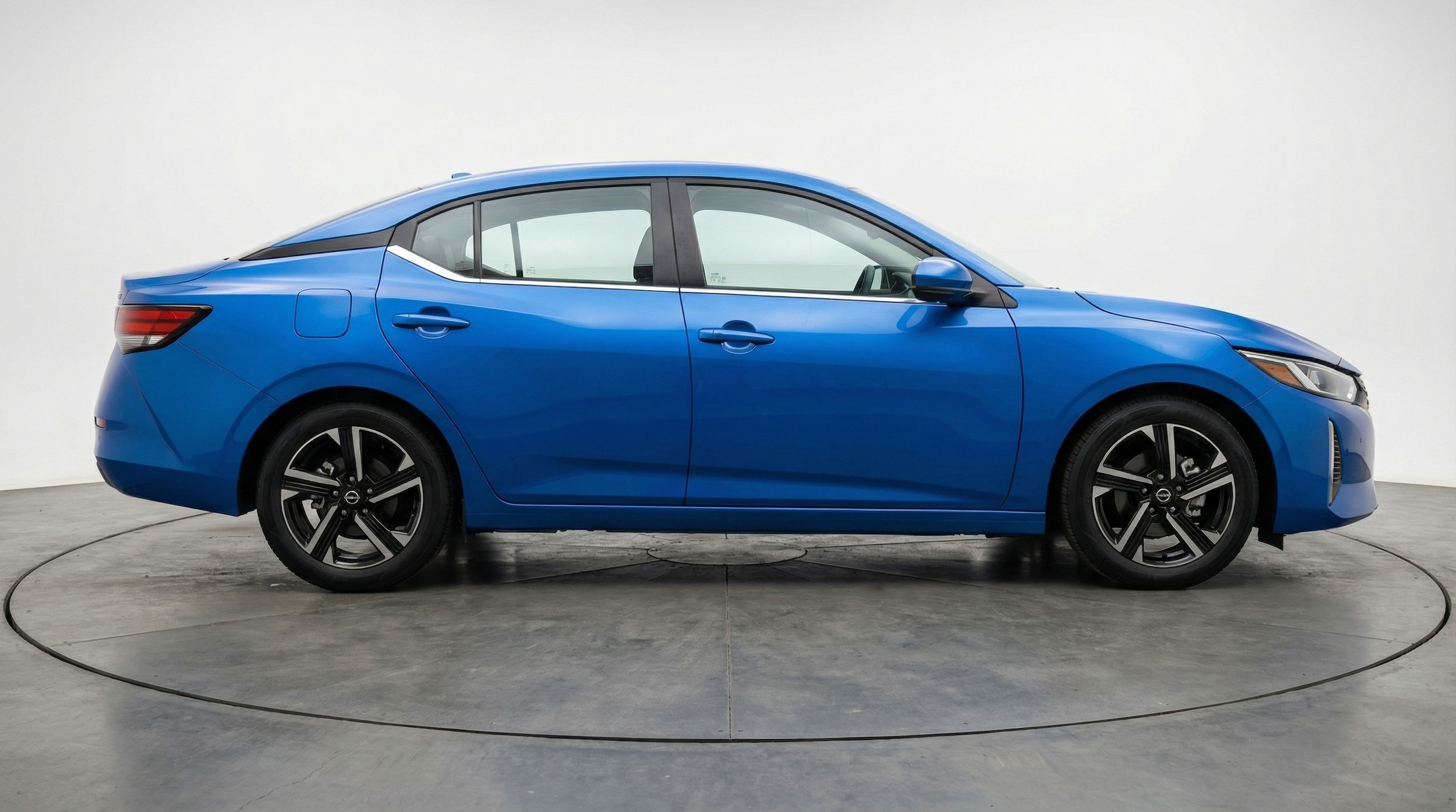 Thumbnail: 2025 Nissan Sentra - 8