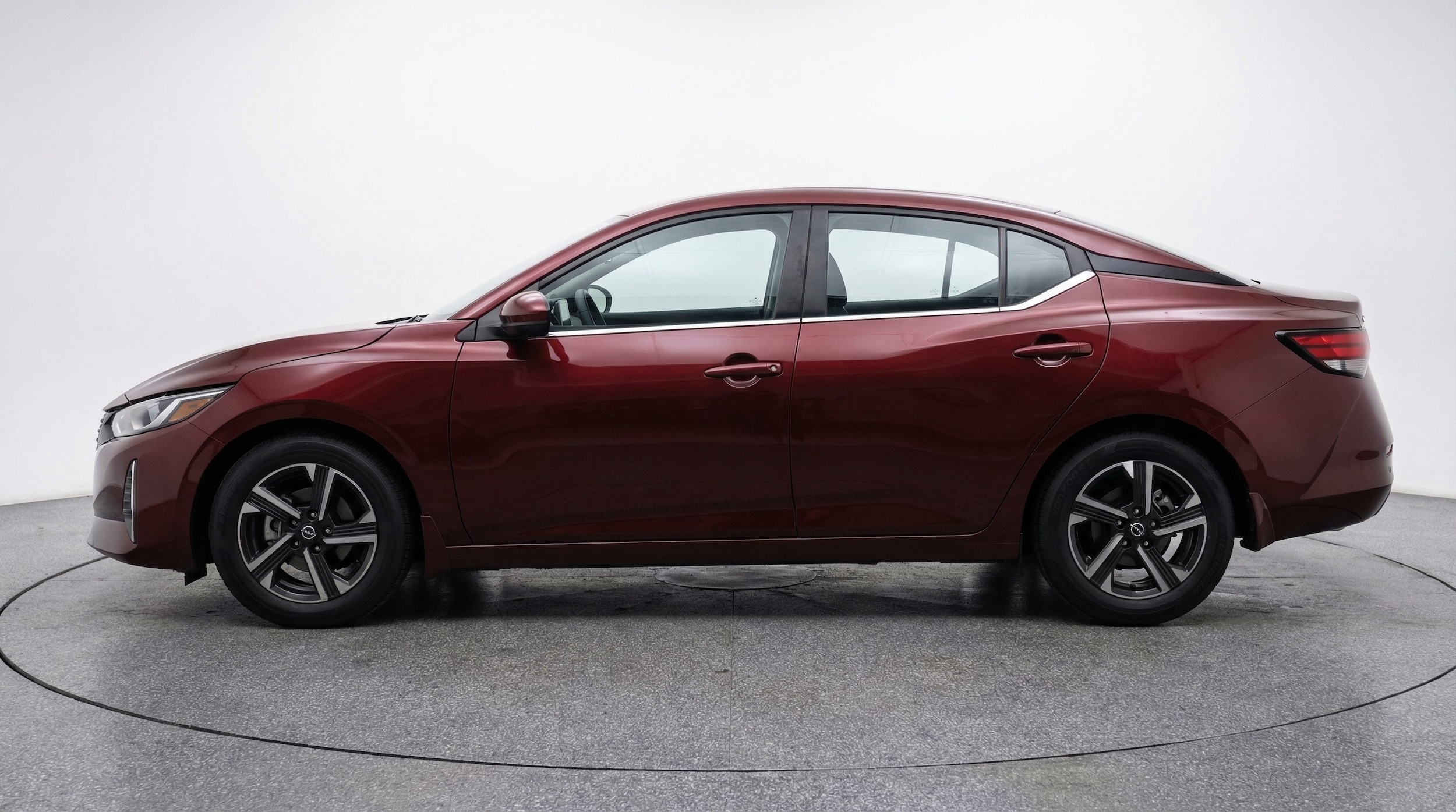 Thumbnail: 2025 Nissan Sentra - 4