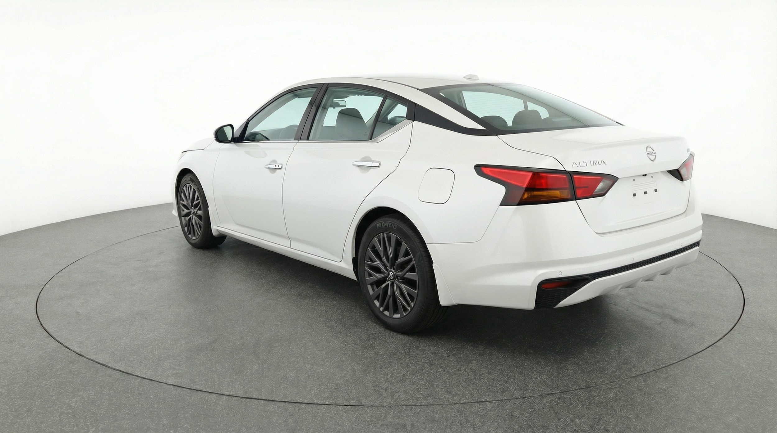 Thumbnail: 2025 Nissan Altima - 5