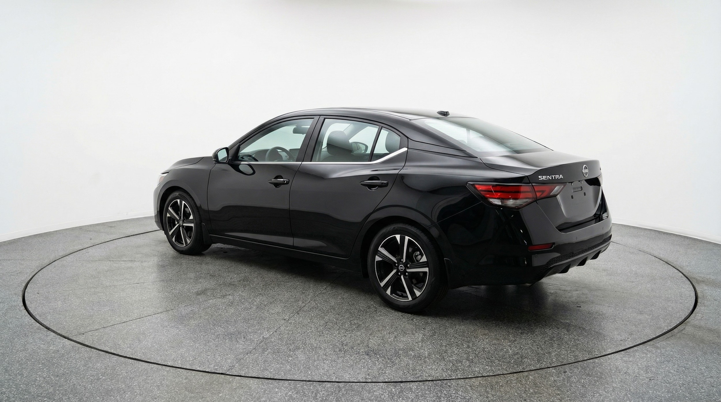 Thumbnail: 2025 Nissan Sentra - 5