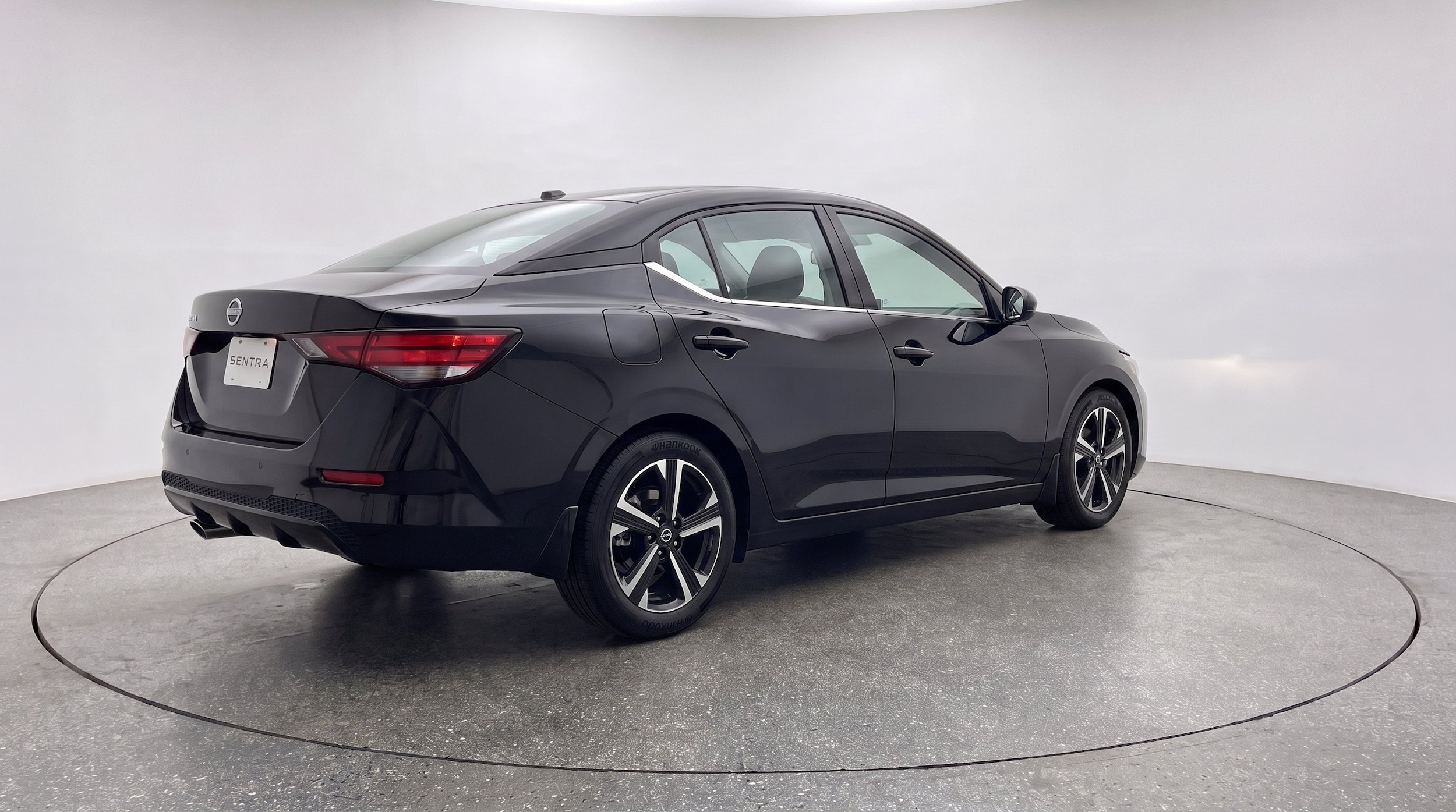 Thumbnail: 2025 Nissan Sentra - 9