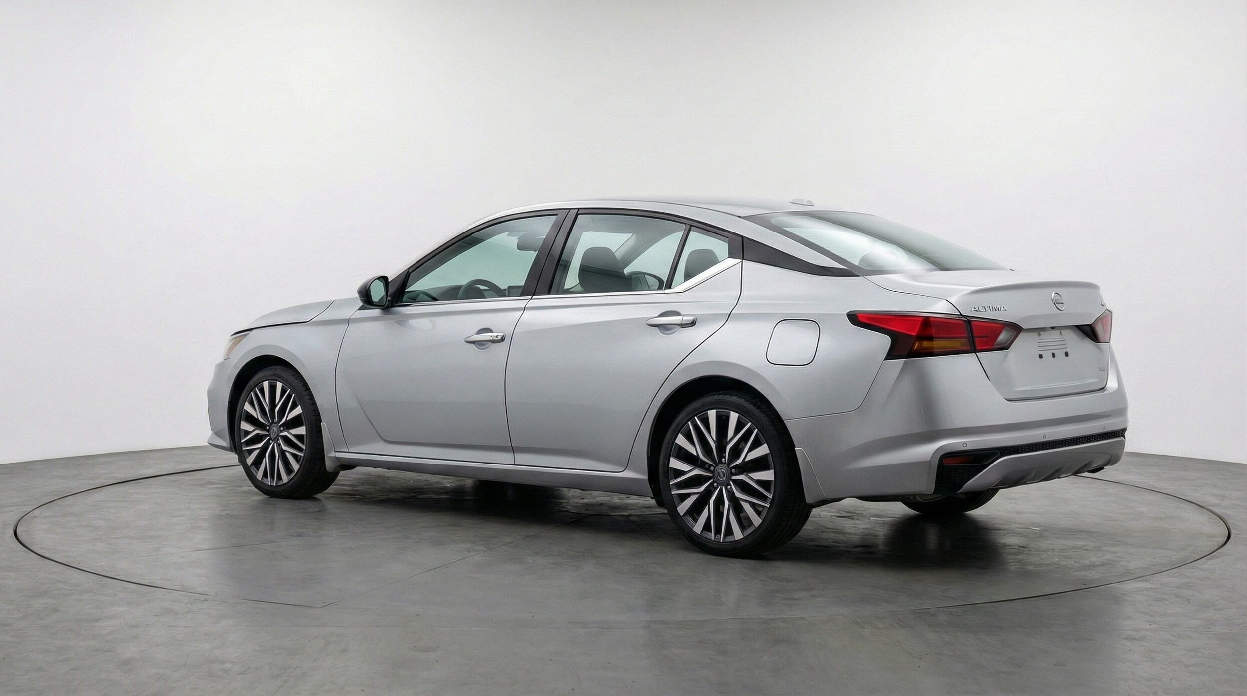 Thumbnail: 2025 Nissan Altima - 5