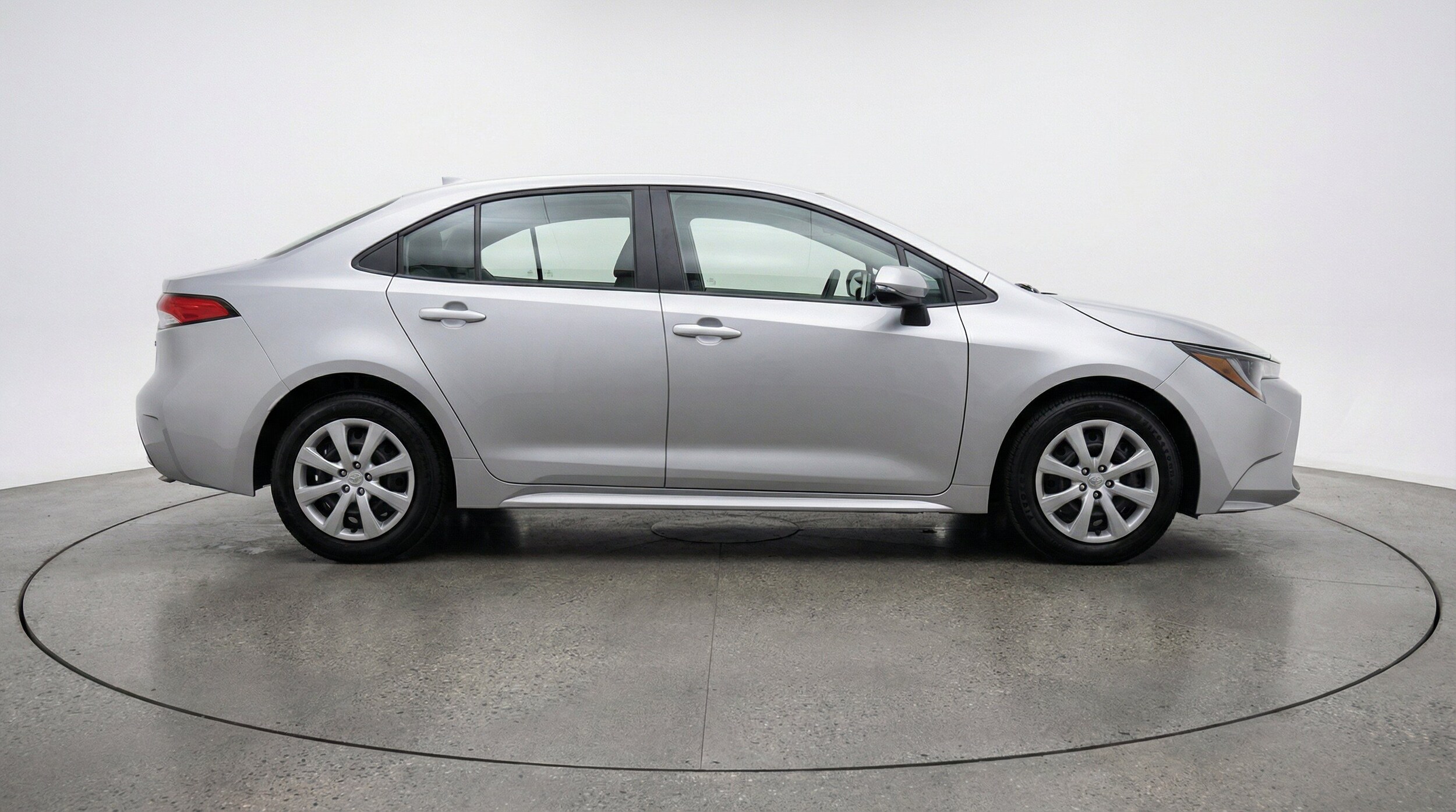 Thumbnail: 2025 Toyota Corolla - 11