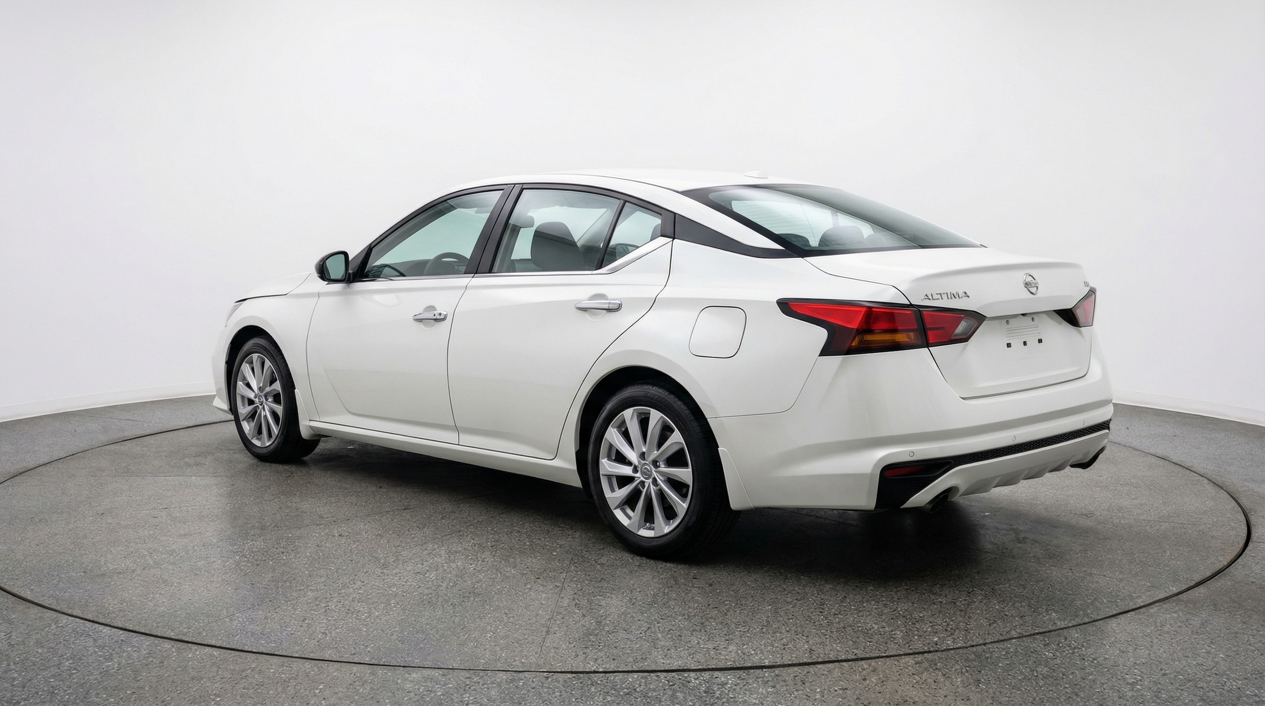 Thumbnail: 2025 Nissan Altima - 5