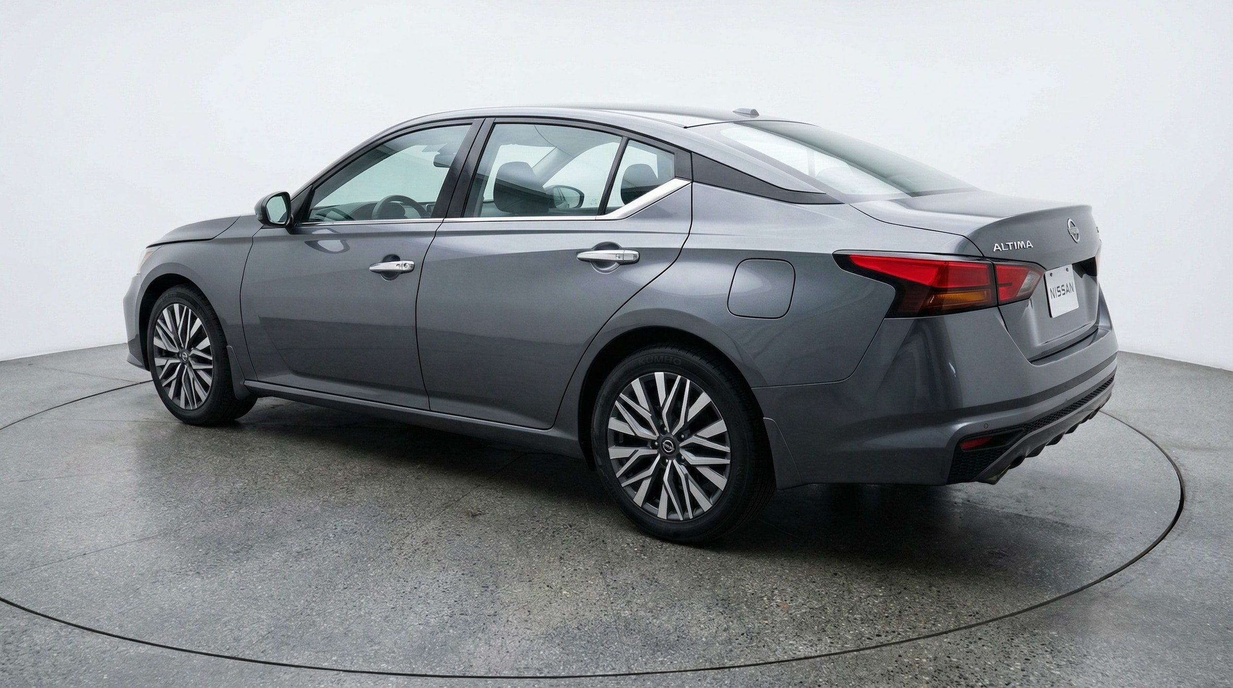 Thumbnail: 2025 Nissan Altima - 5