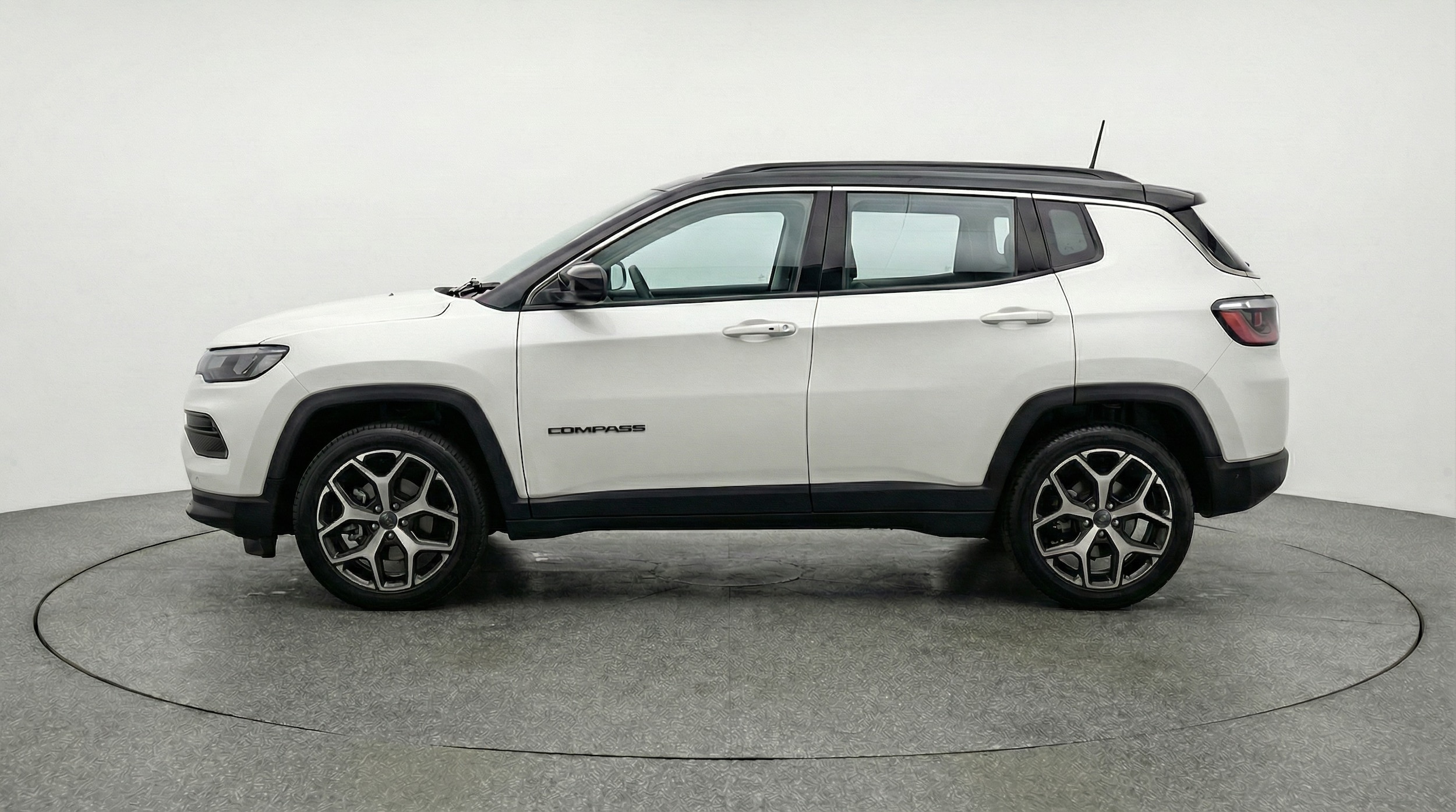 Thumbnail: 2025 Jeep Compass - 4