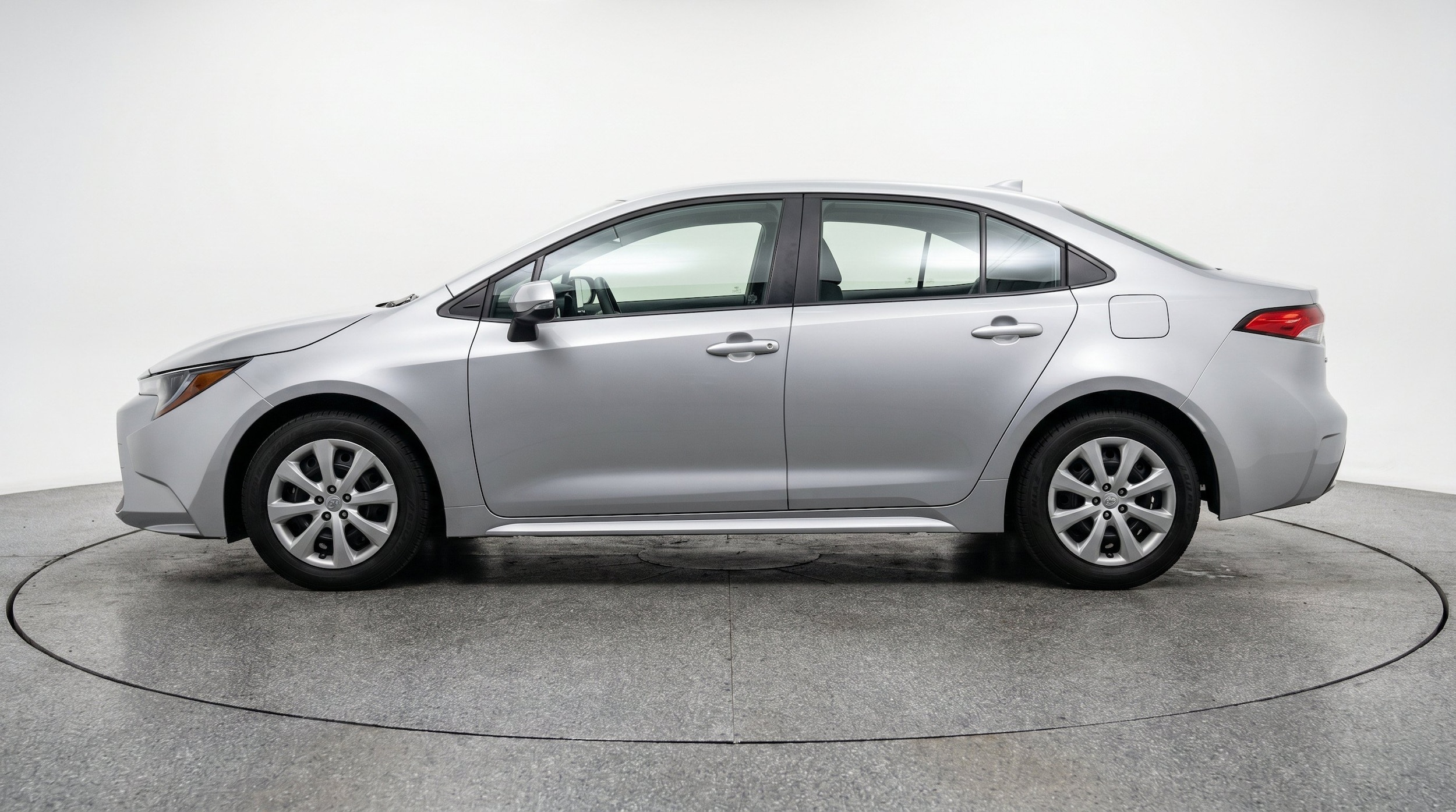 Thumbnail: 2025 Toyota Corolla - 5