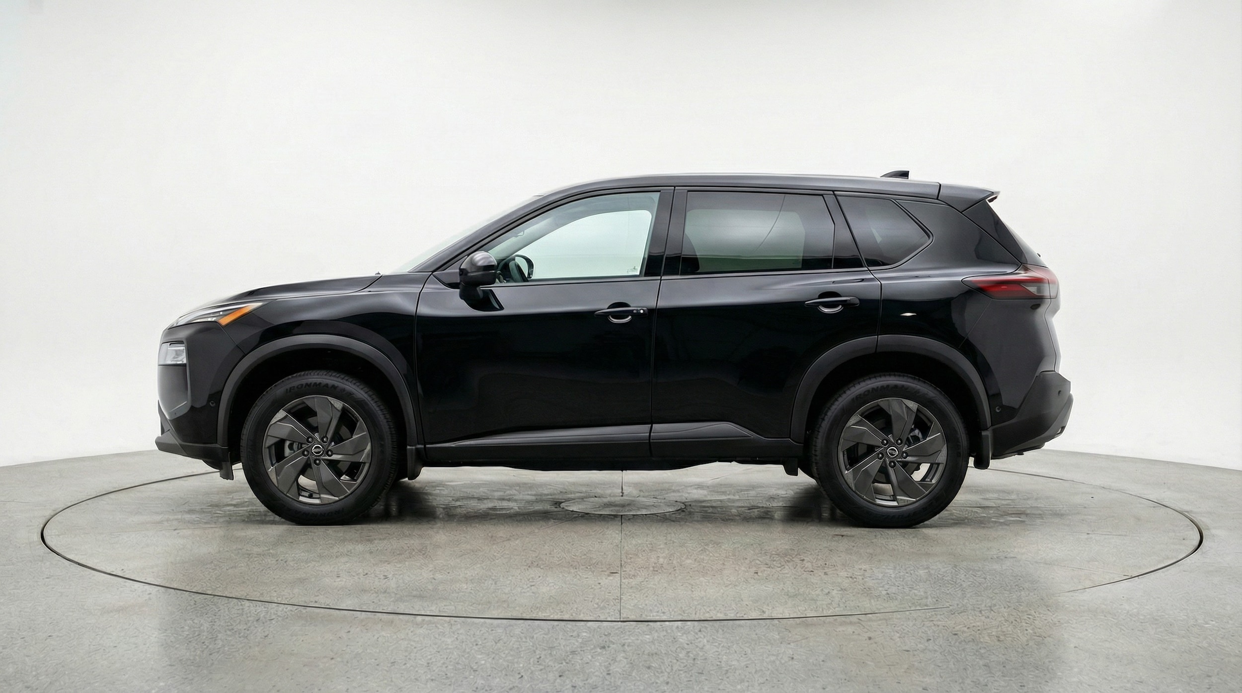 Thumbnail: 2025 Nissan Rogue - 4