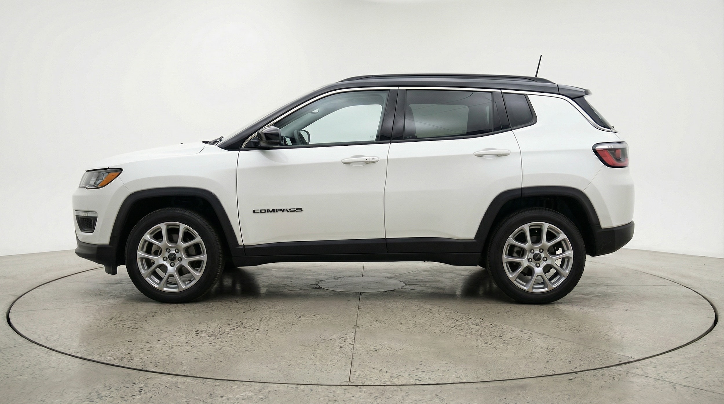Thumbnail: 2025 Jeep Compass - 4