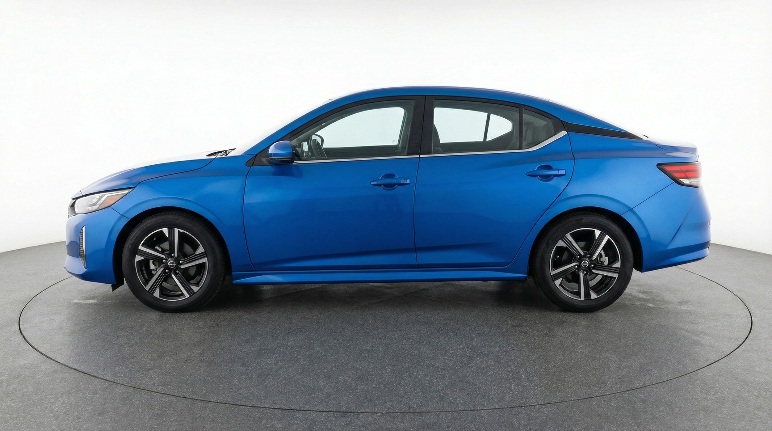 Thumbnail: 2025 Nissan Sentra - 4