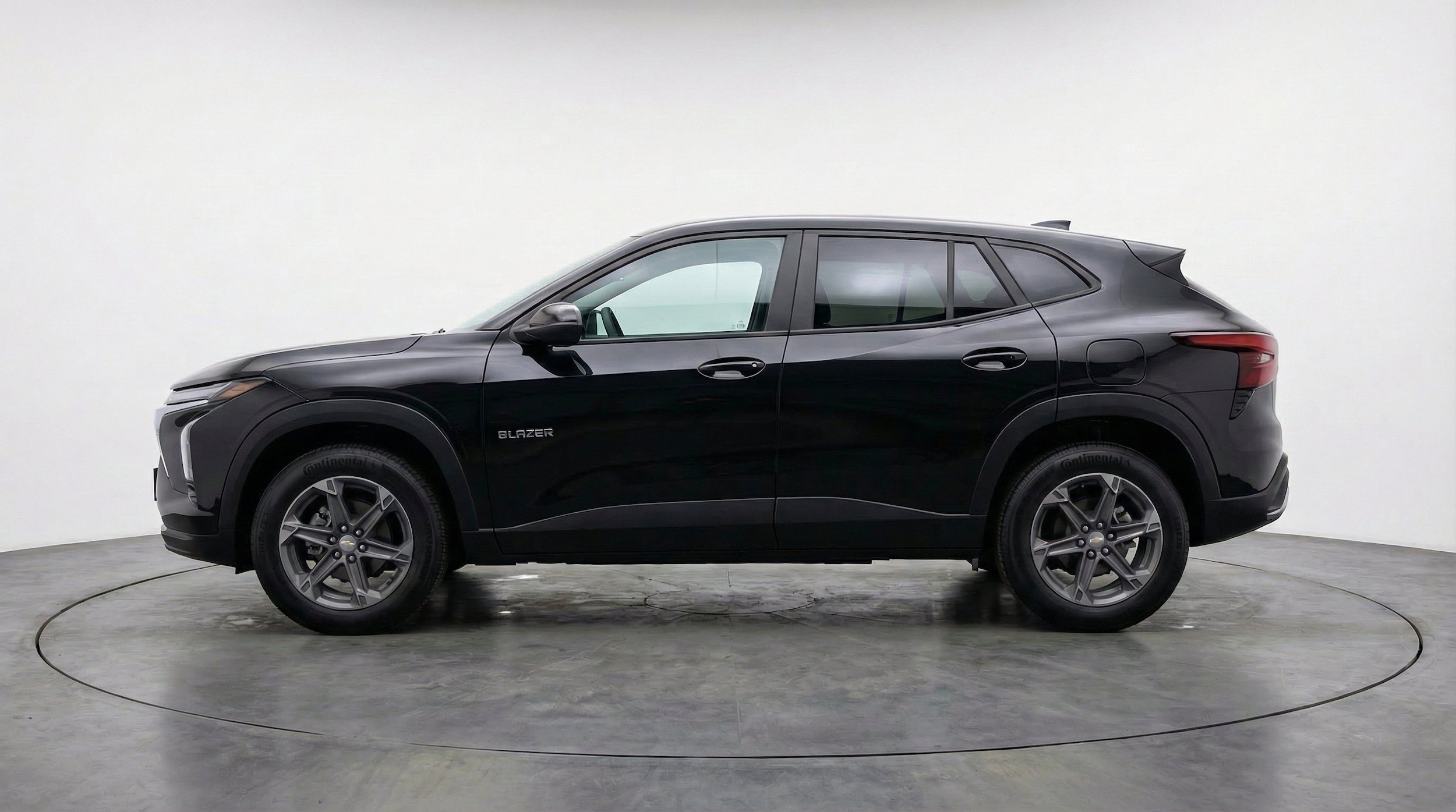 Thumbnail: 2025 Chevrolet Blazer - 5