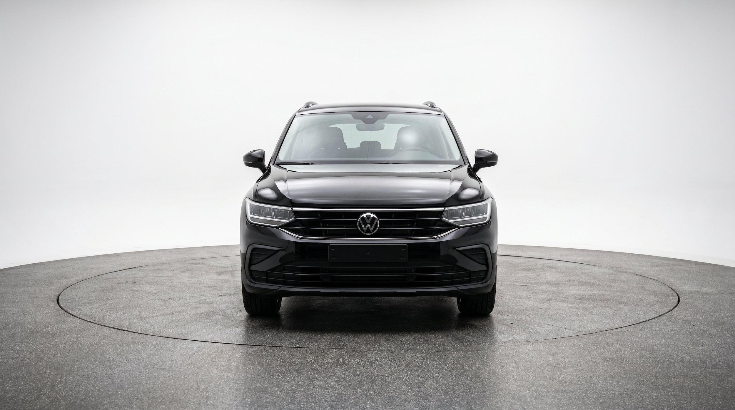 Thumbnail: 2026 Volkswagen Tiguan - 2