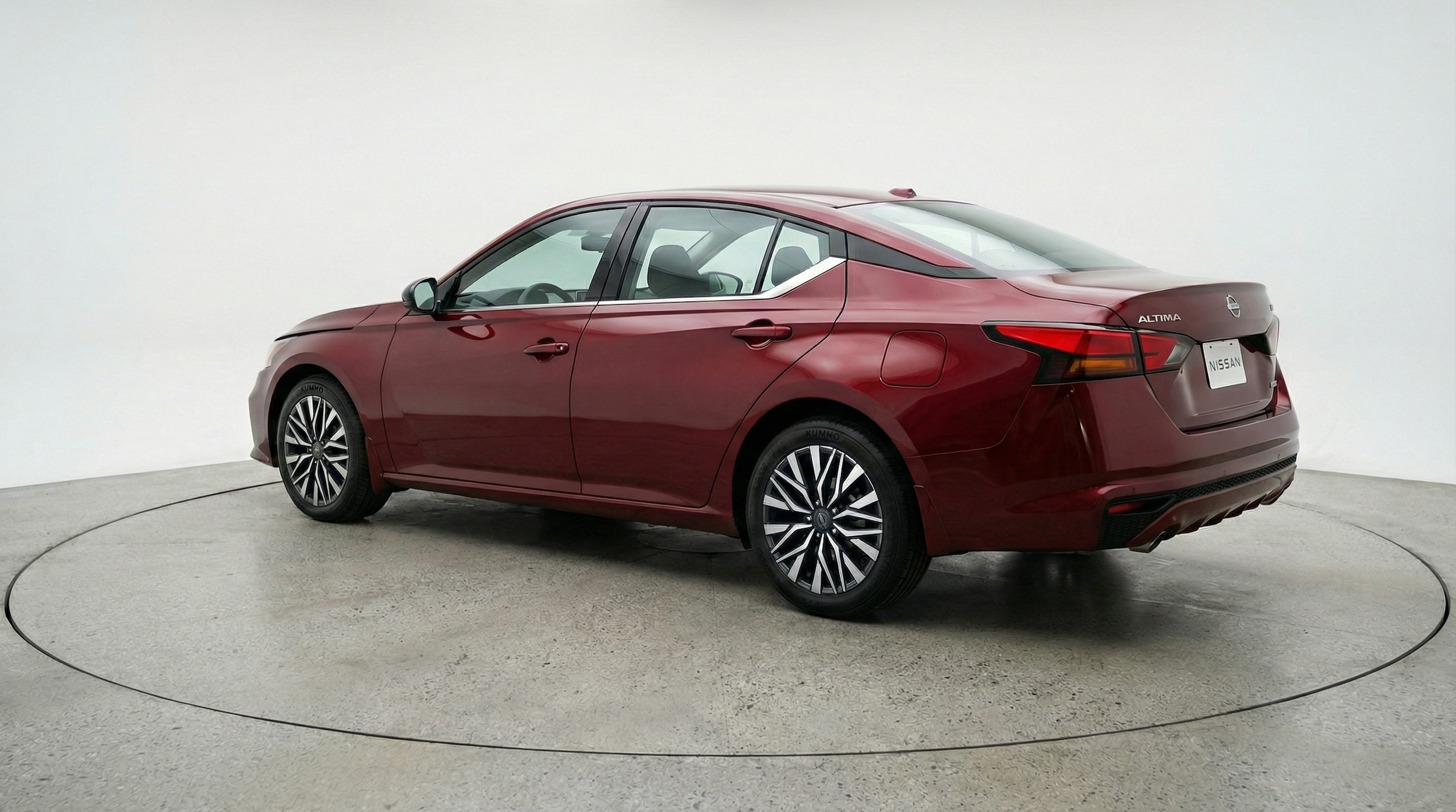 Thumbnail: 2025 Nissan Altima - 5