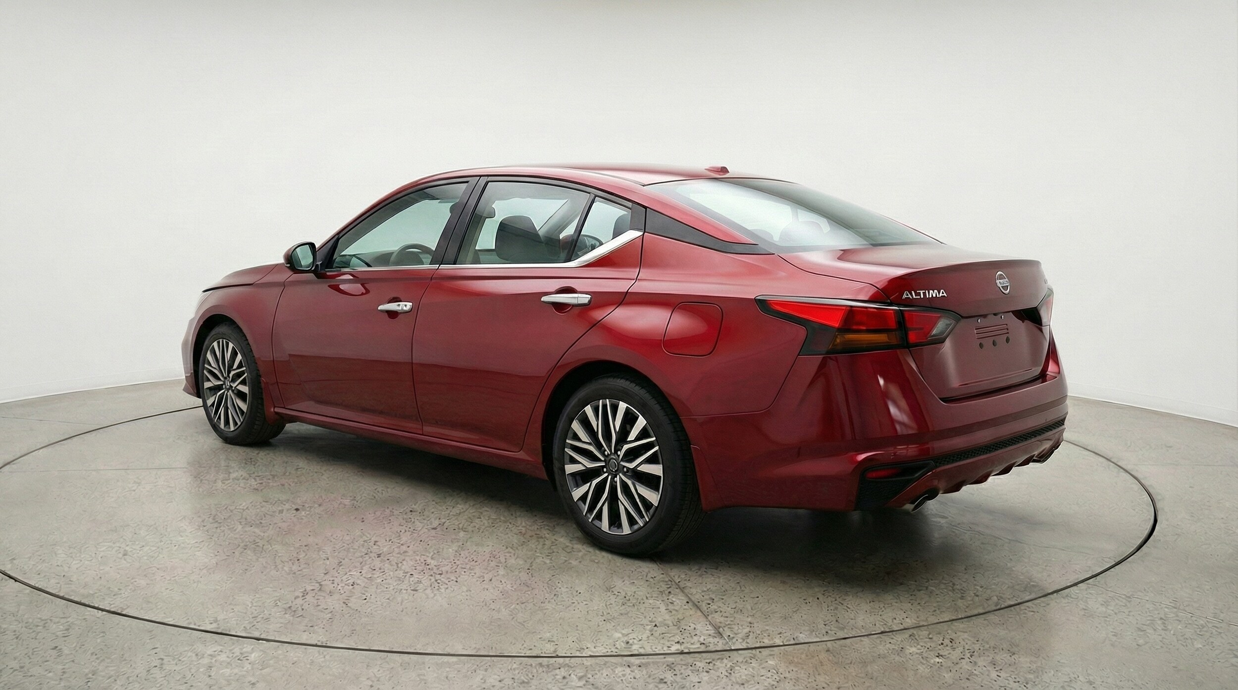 Thumbnail: 2025 Nissan Altima - 5