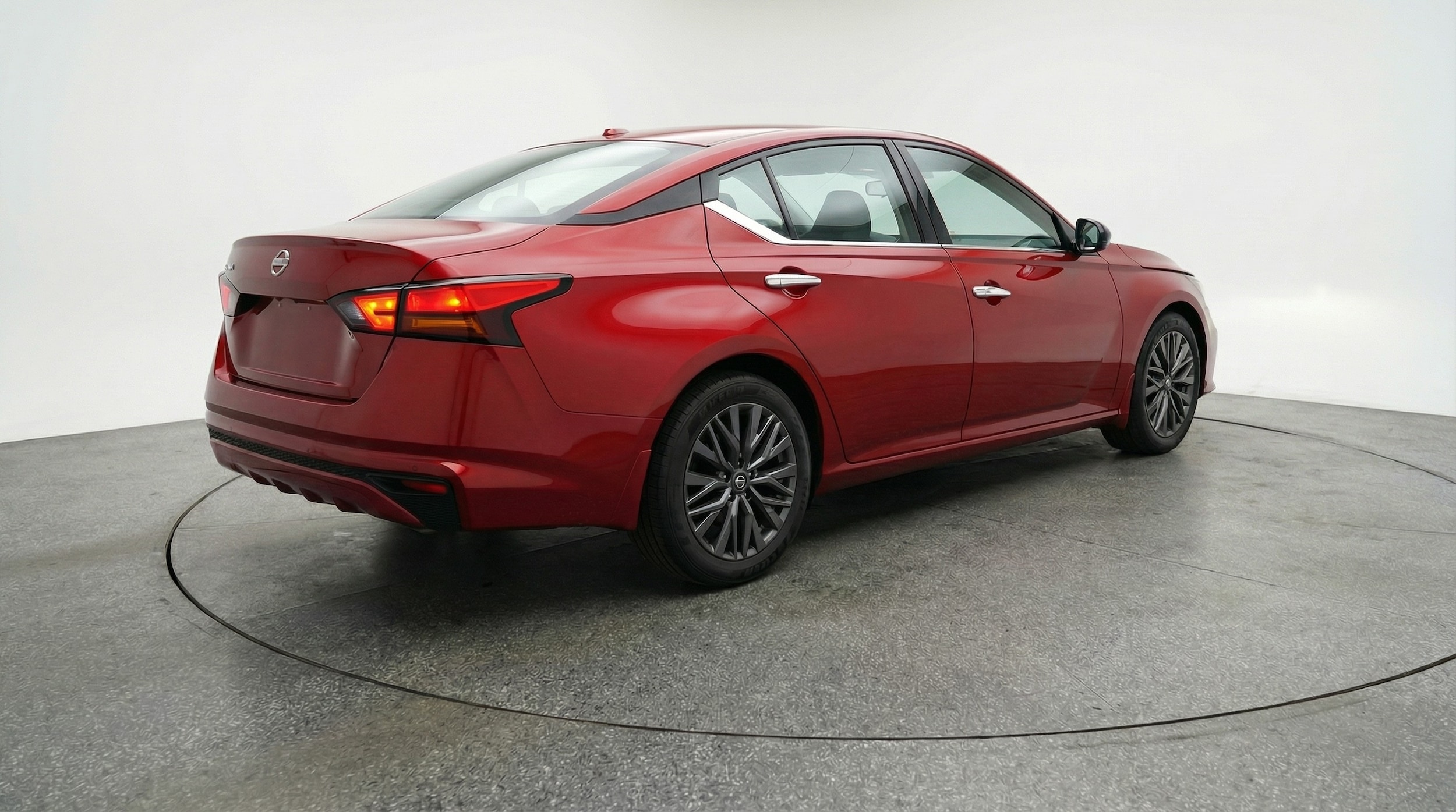 Thumbnail: 2025 Nissan Altima - 7