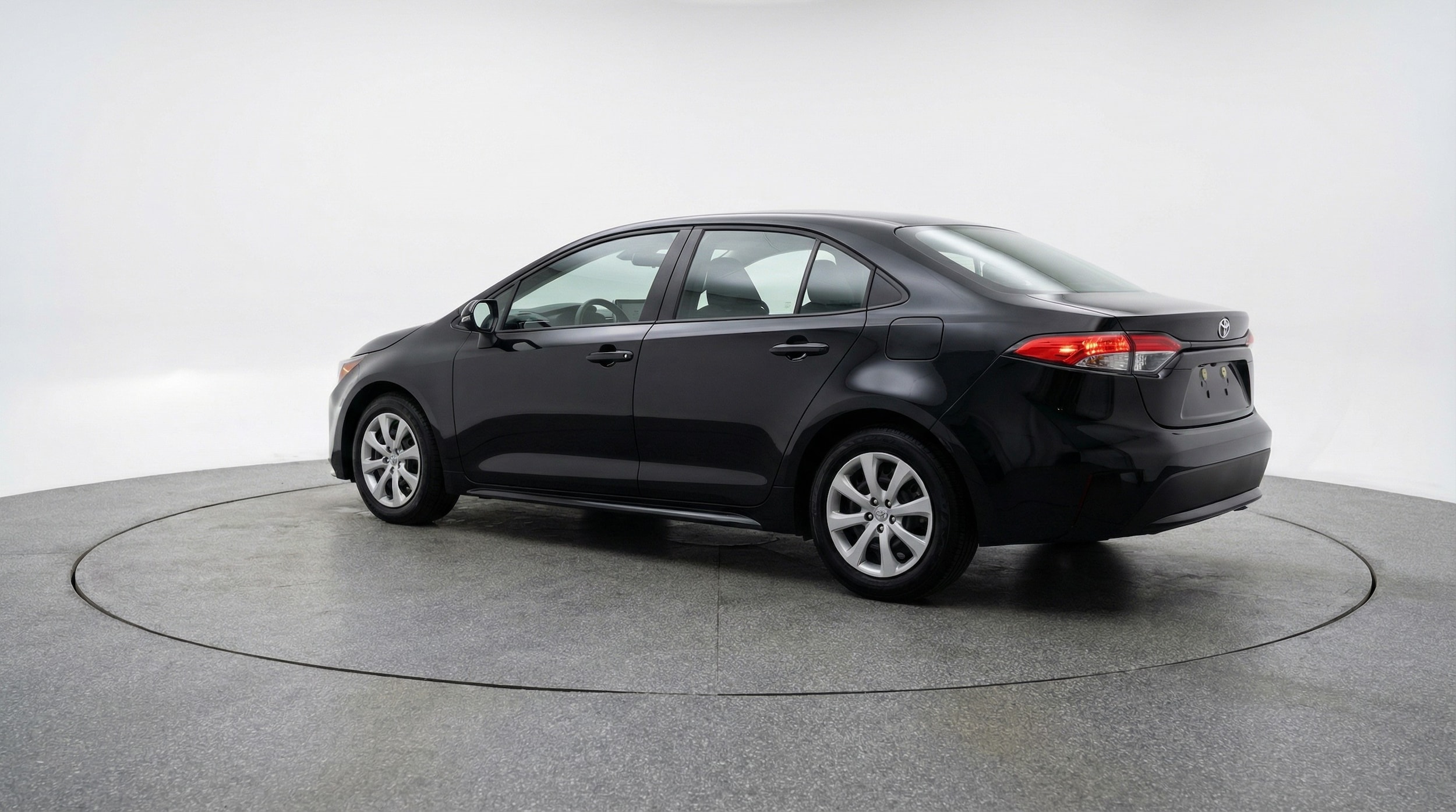 Thumbnail: 2025 Toyota Corolla - 5