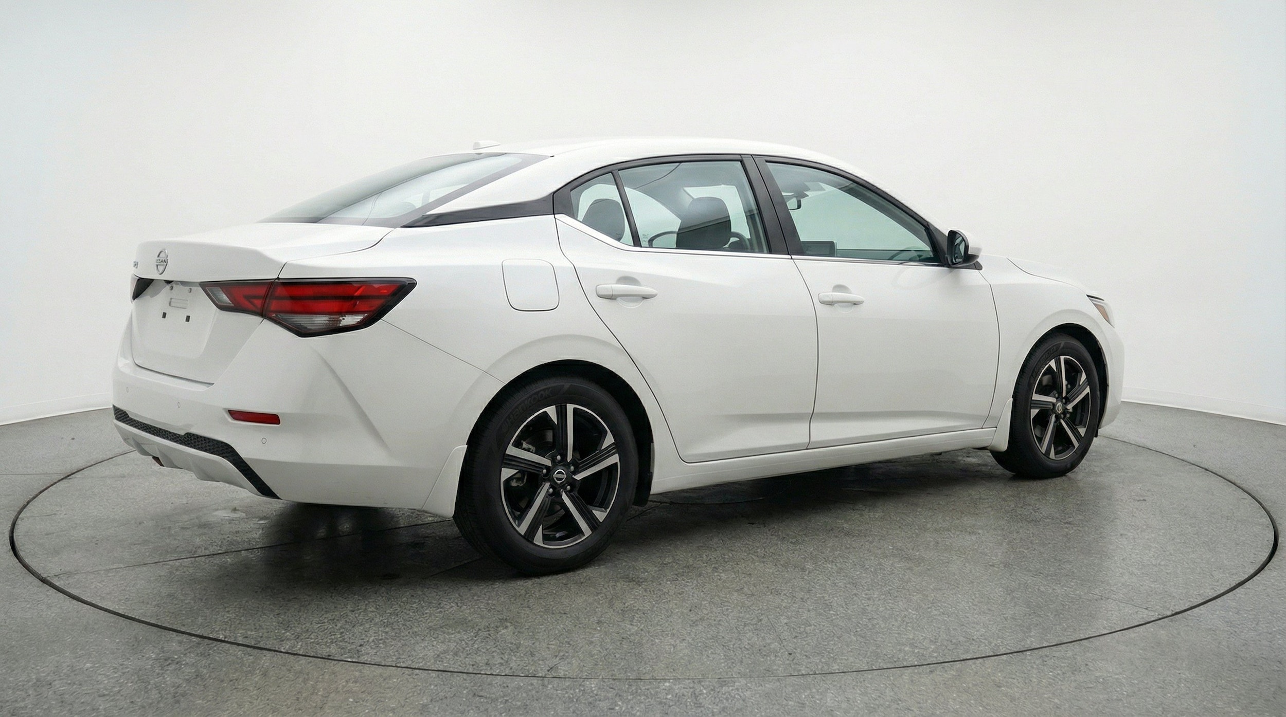 Thumbnail: 2025 Nissan Sentra - 9
