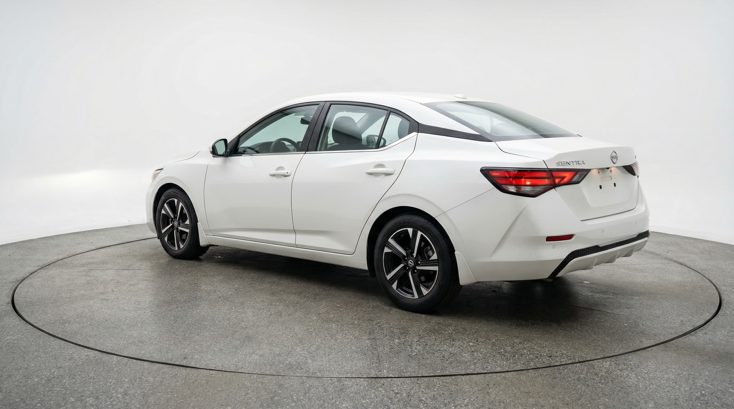 Thumbnail: 2025 Nissan Sentra - 5