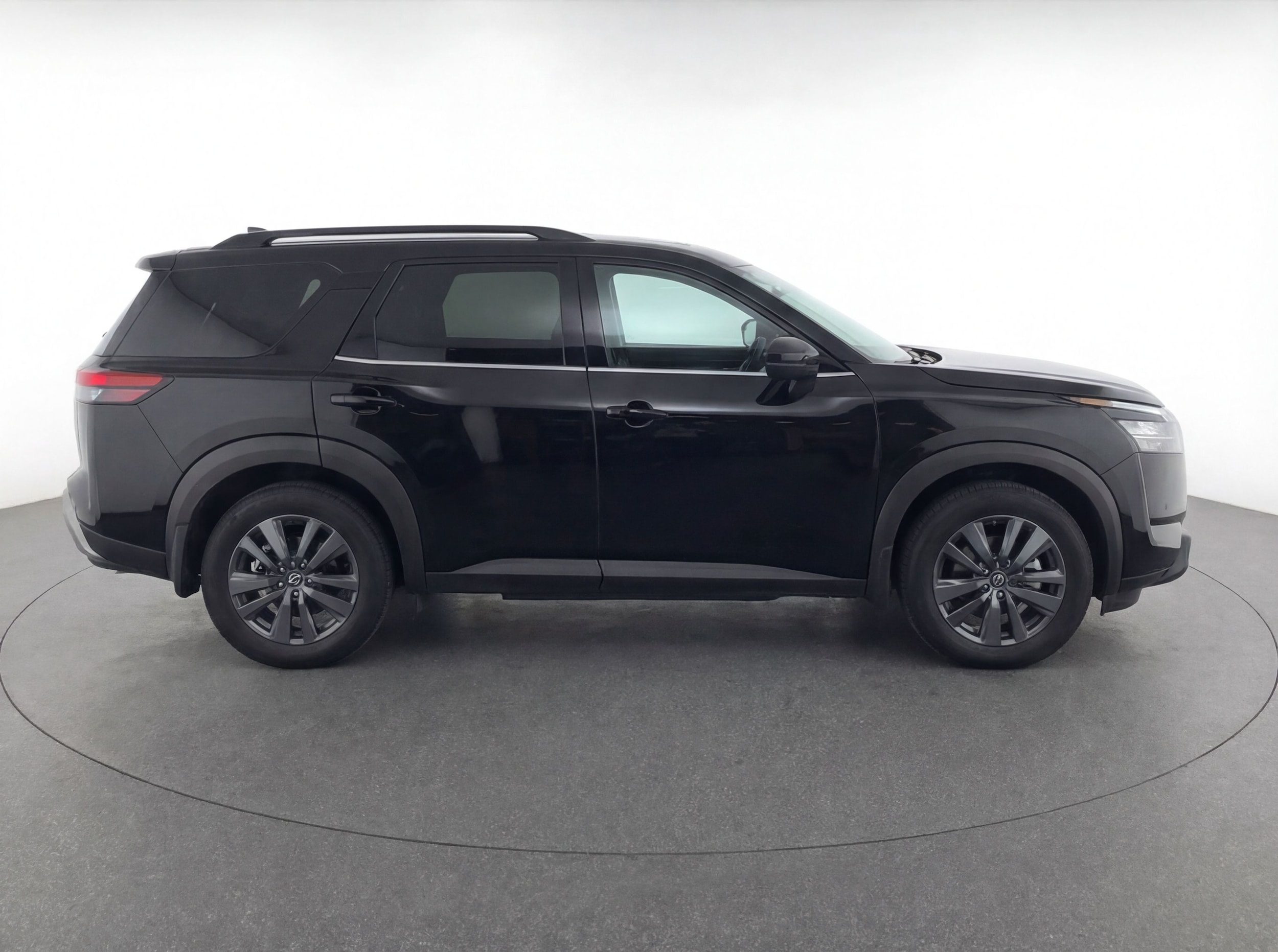 Thumbnail: 2024 Nissan Pathfinder - 8