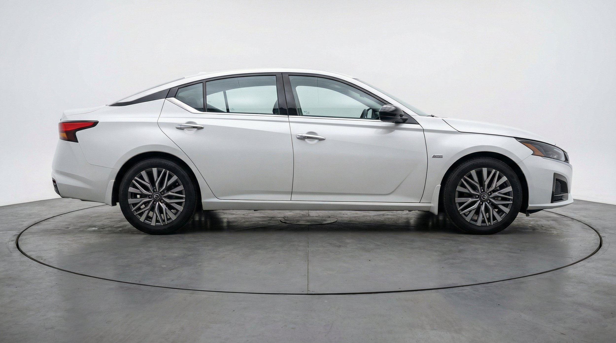 Thumbnail: 2025 Nissan Altima - 11
