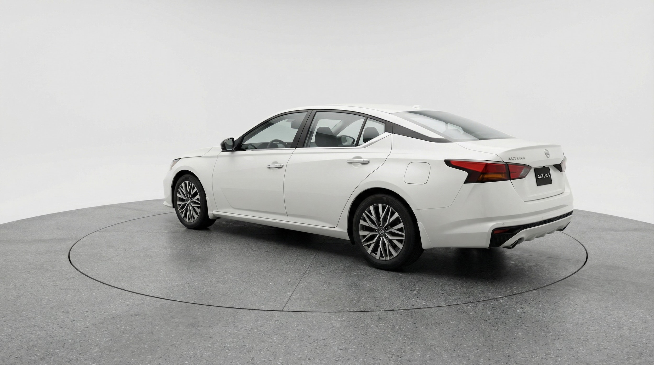 Thumbnail: 2025 Nissan Altima - 5