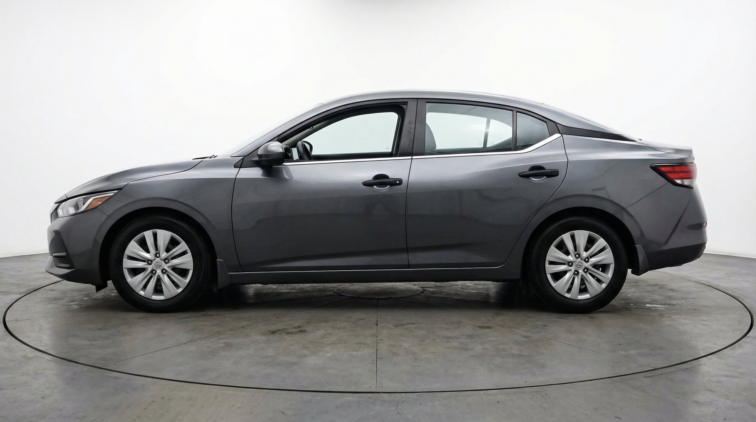 Thumbnail: 2025 Nissan Sentra - 5