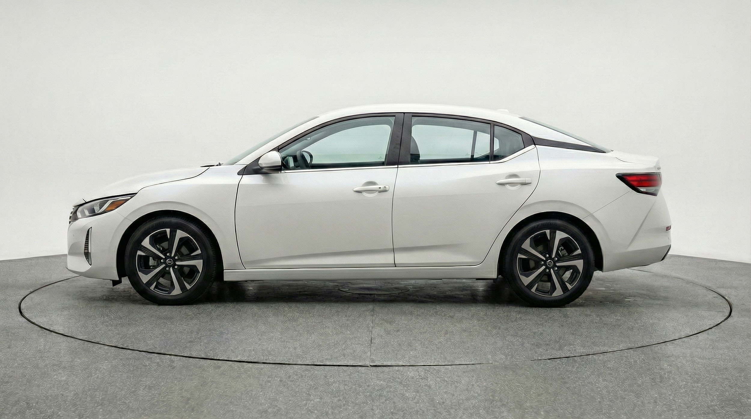 Thumbnail: 2025 Nissan Sentra - 4