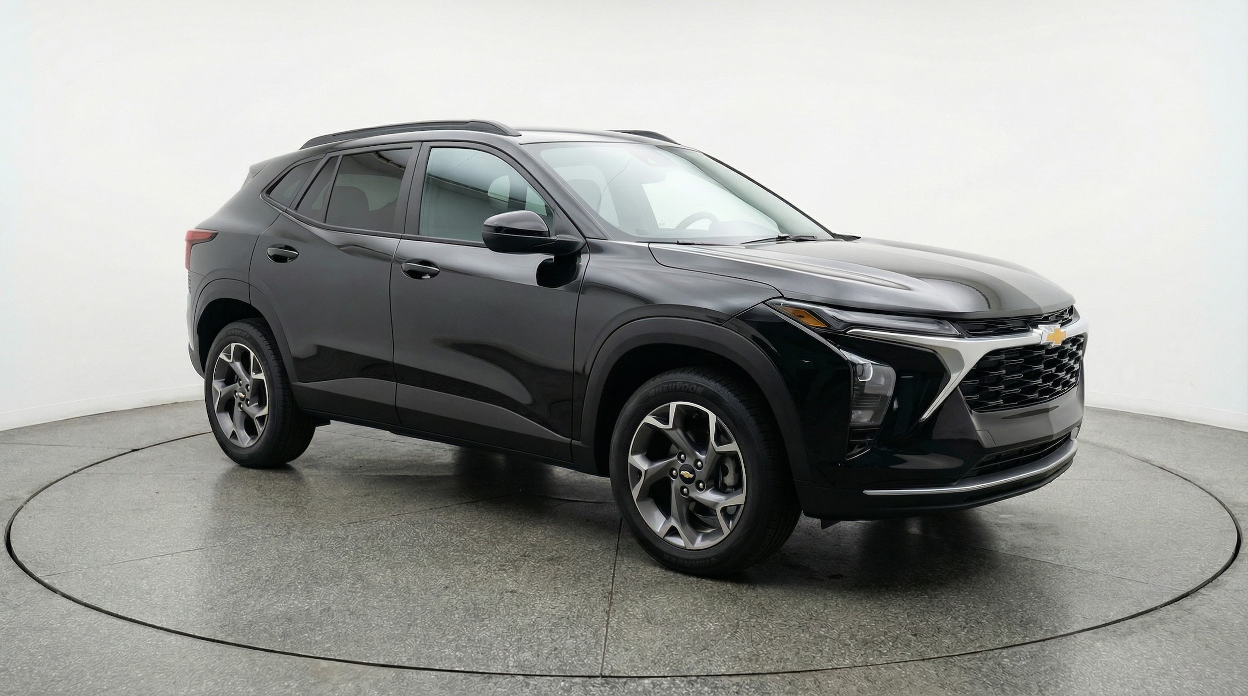 Thumbnail: 2025 Chevrolet Trax - 1