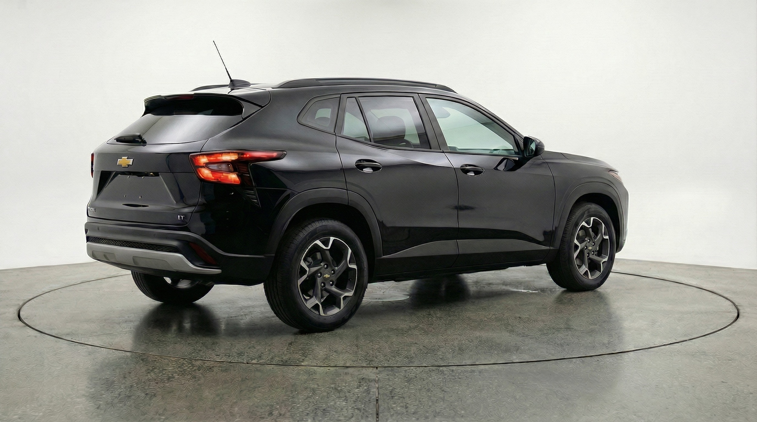 Thumbnail: 2025 Chevrolet Trax - 7