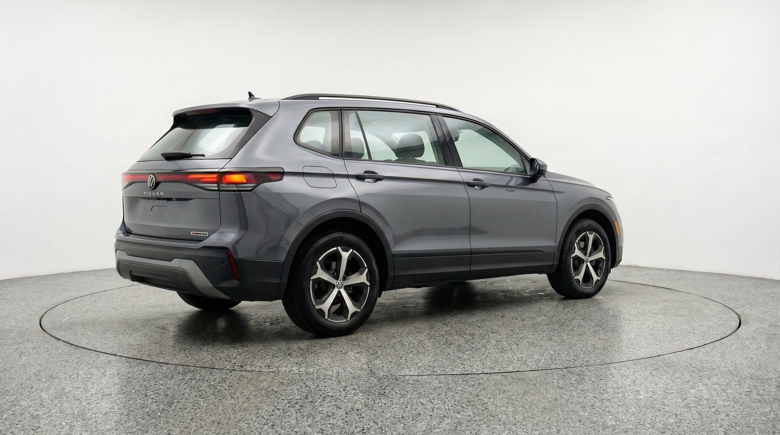 Thumbnail: 2026 Volkswagen Tiguan - 9