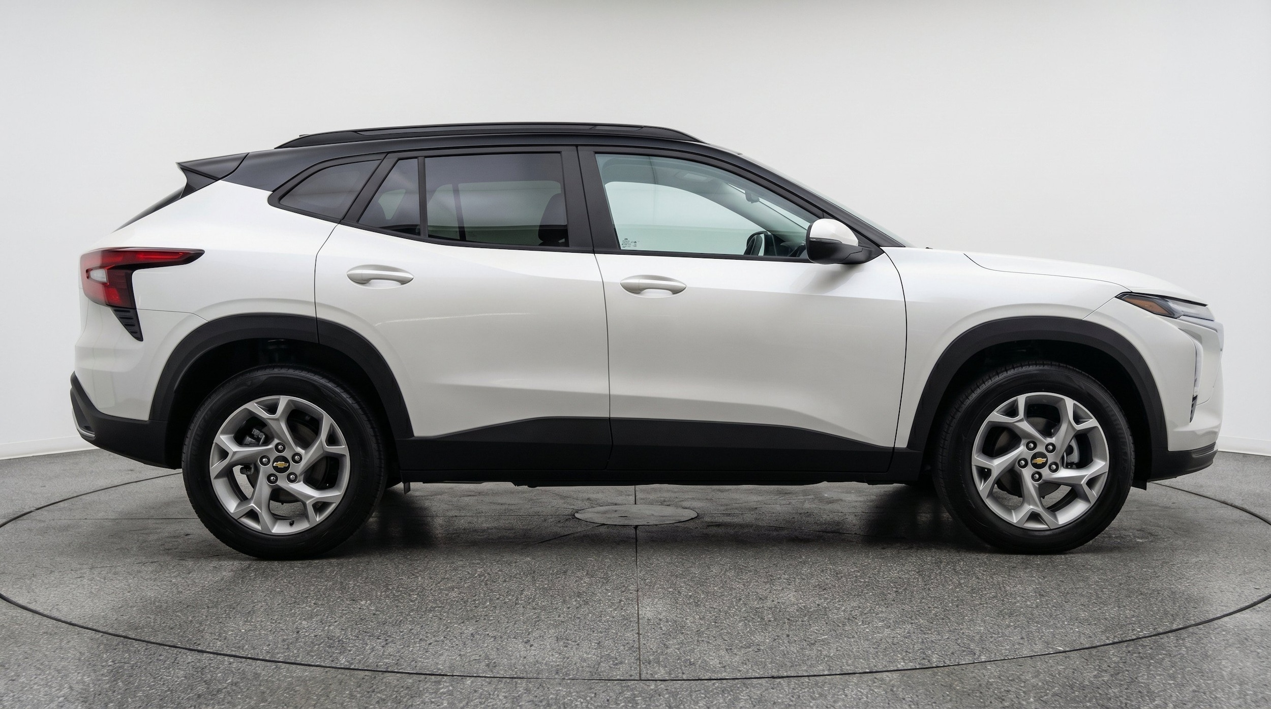 Thumbnail: 2025 Chevrolet Trax - 10
