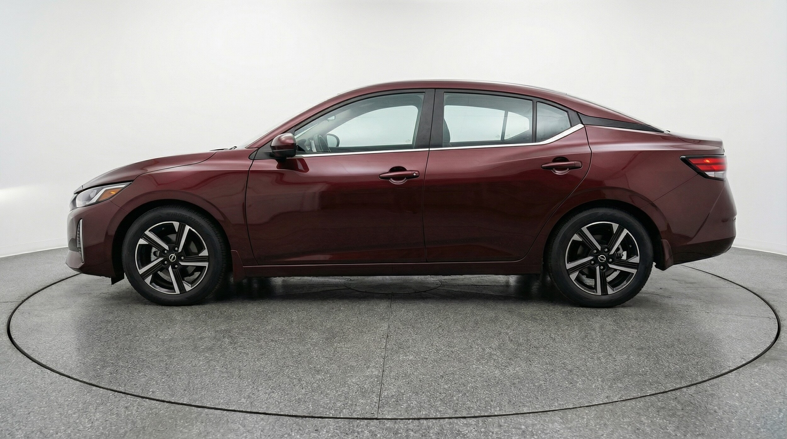 Thumbnail: 2025 Nissan Sentra - 4