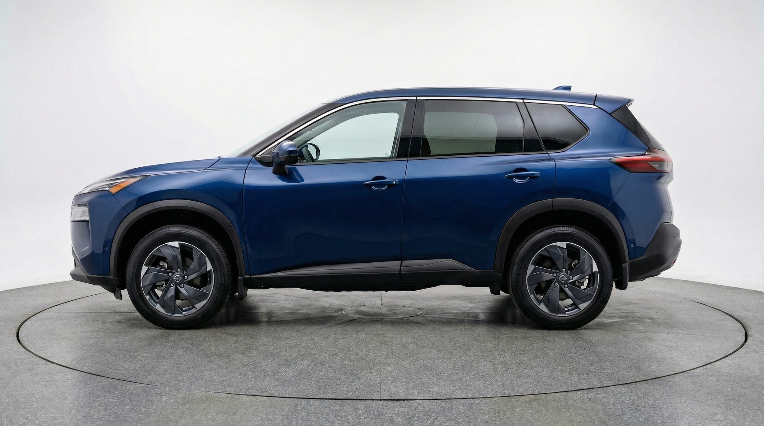 Thumbnail: 2025 Nissan Rogue - 4