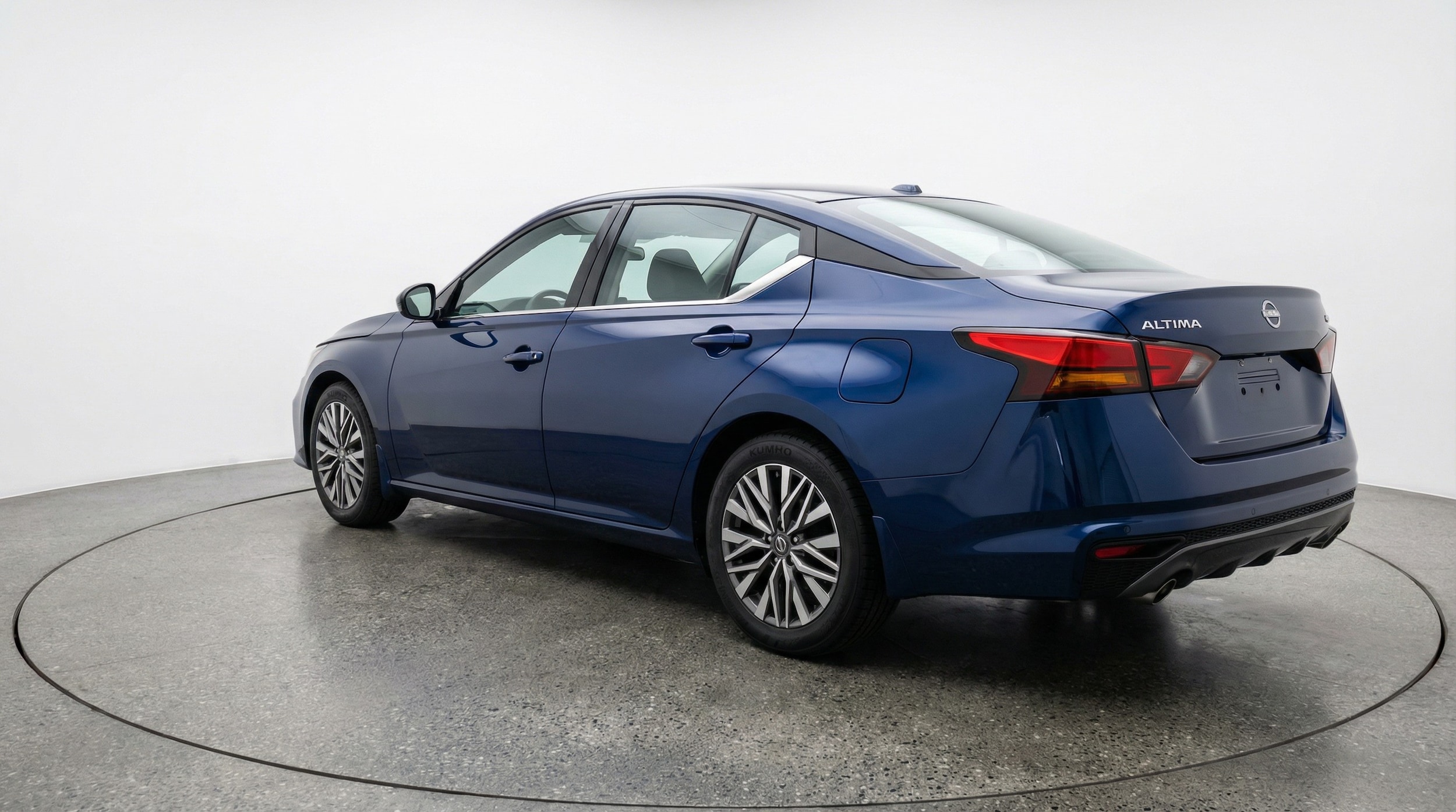 Thumbnail: 2025 Nissan Altima - 5