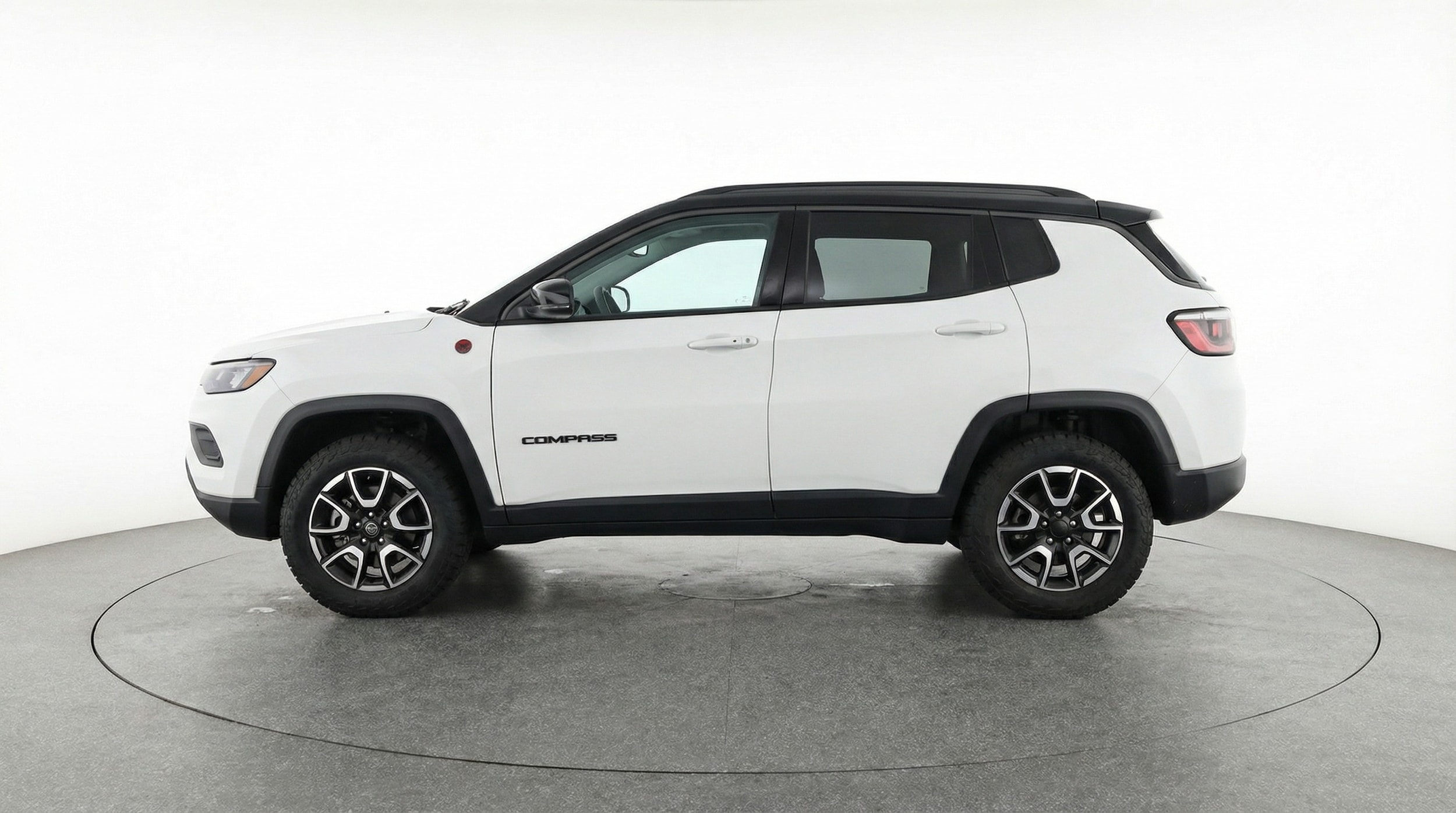 Thumbnail: 2025 Jeep Compass - 4