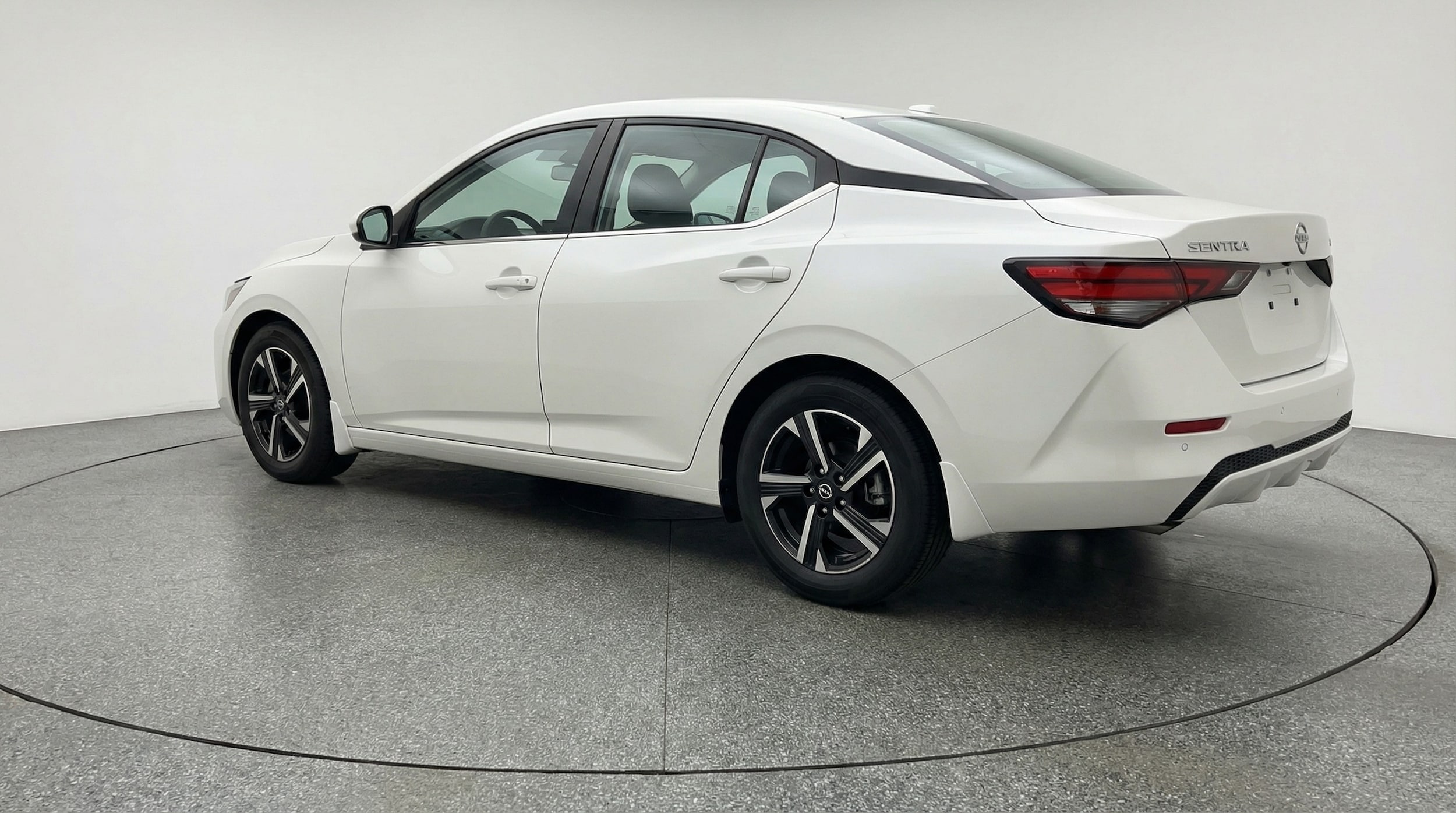 Thumbnail: 2025 Nissan Sentra - 5