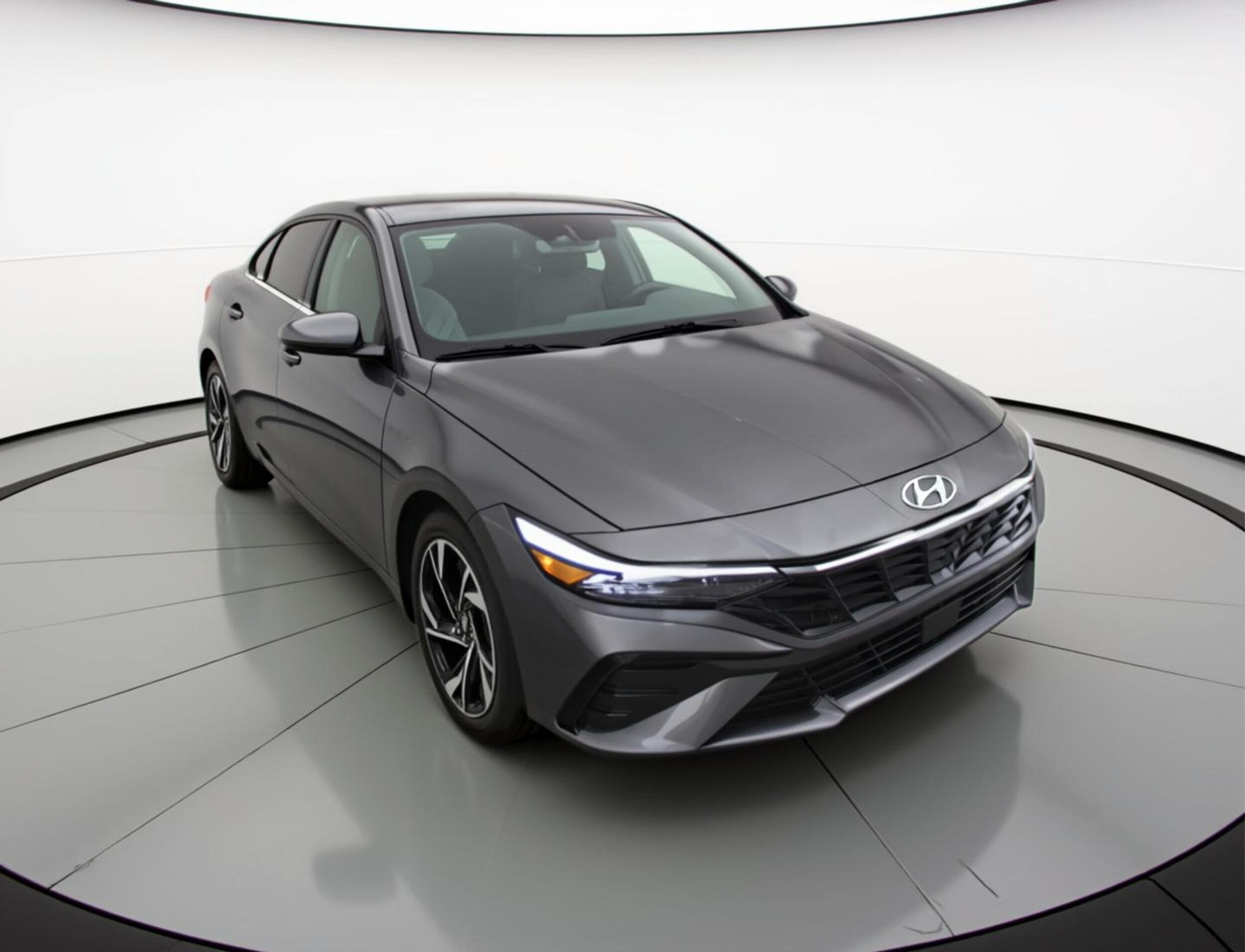 Thumbnail: 2025 Hyundai Elantra - 1