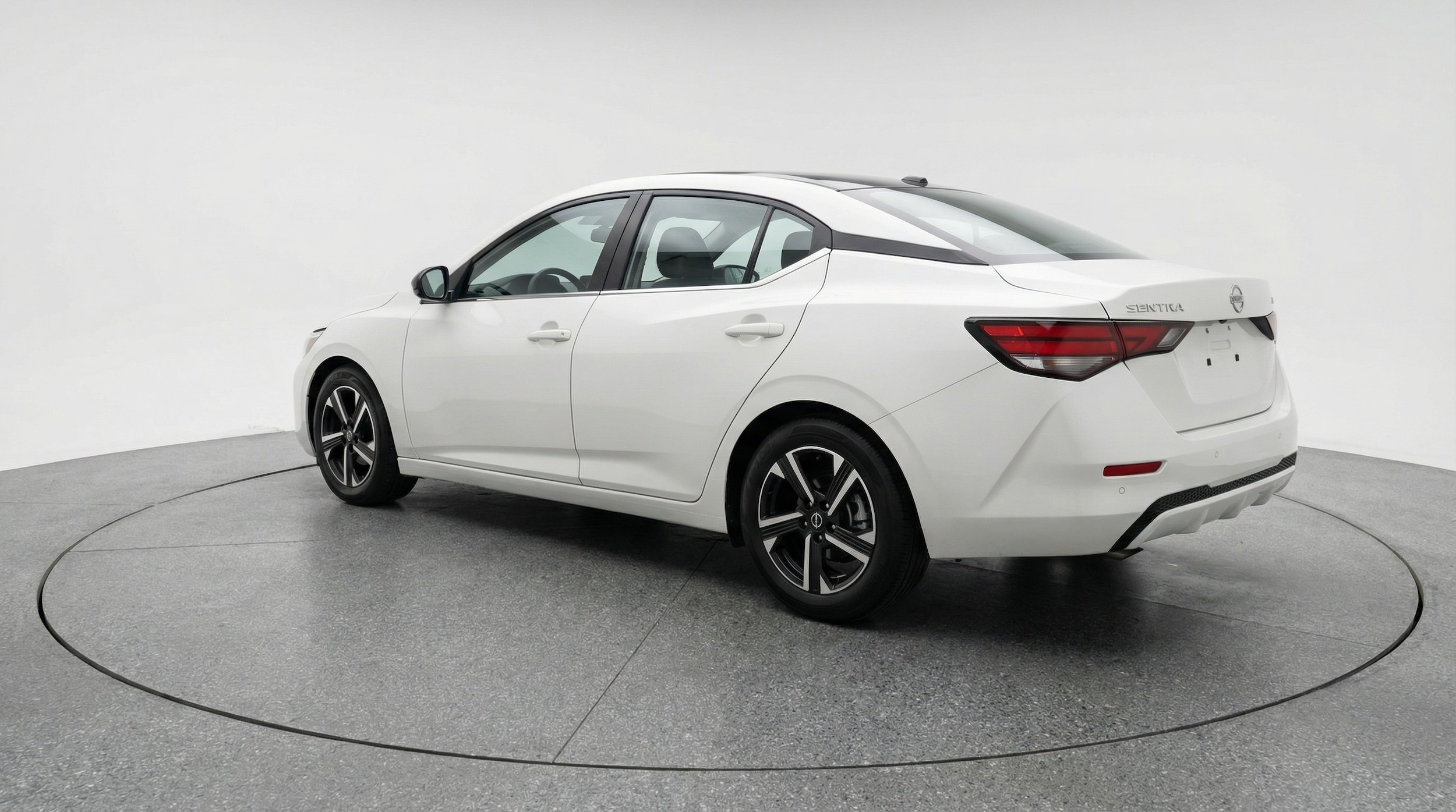 Thumbnail: 2025 Nissan Sentra - 5