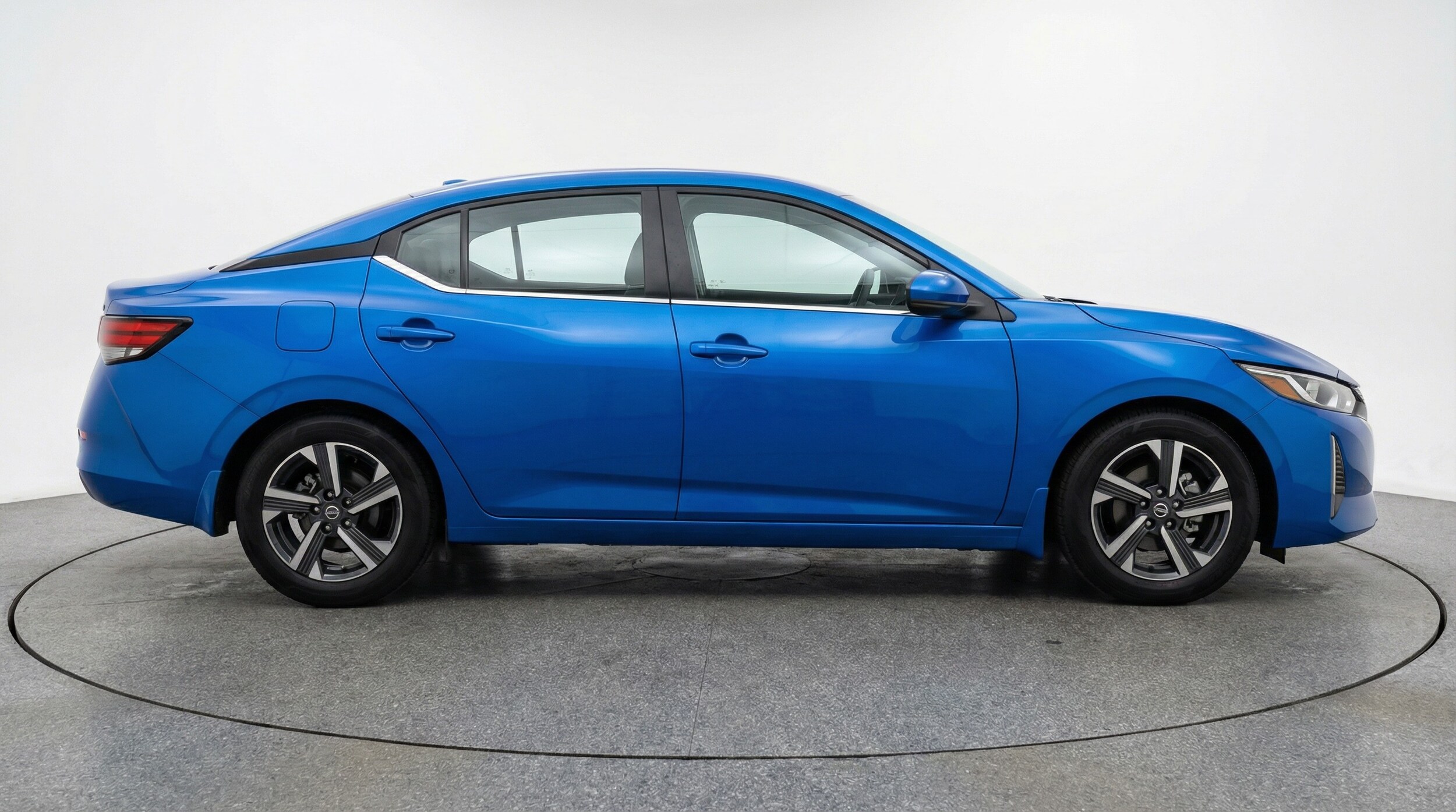 Thumbnail: 2025 Nissan Sentra - 8